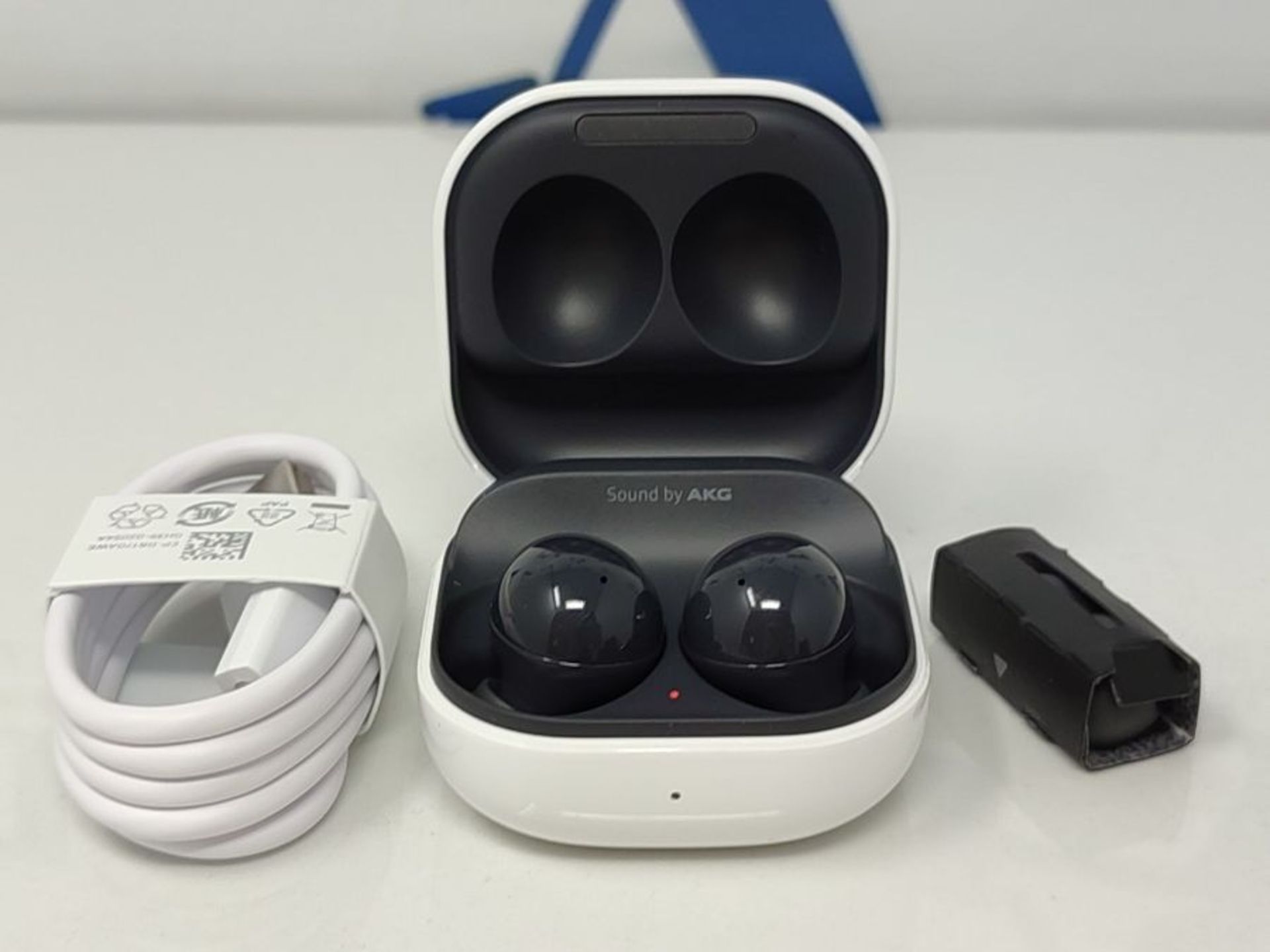 RRP £139.00 Samsung Galaxy Buds2 Wireless Earphones, 2 Year Manufacturer Warranty, Black (UK Versi - Image 3 of 3