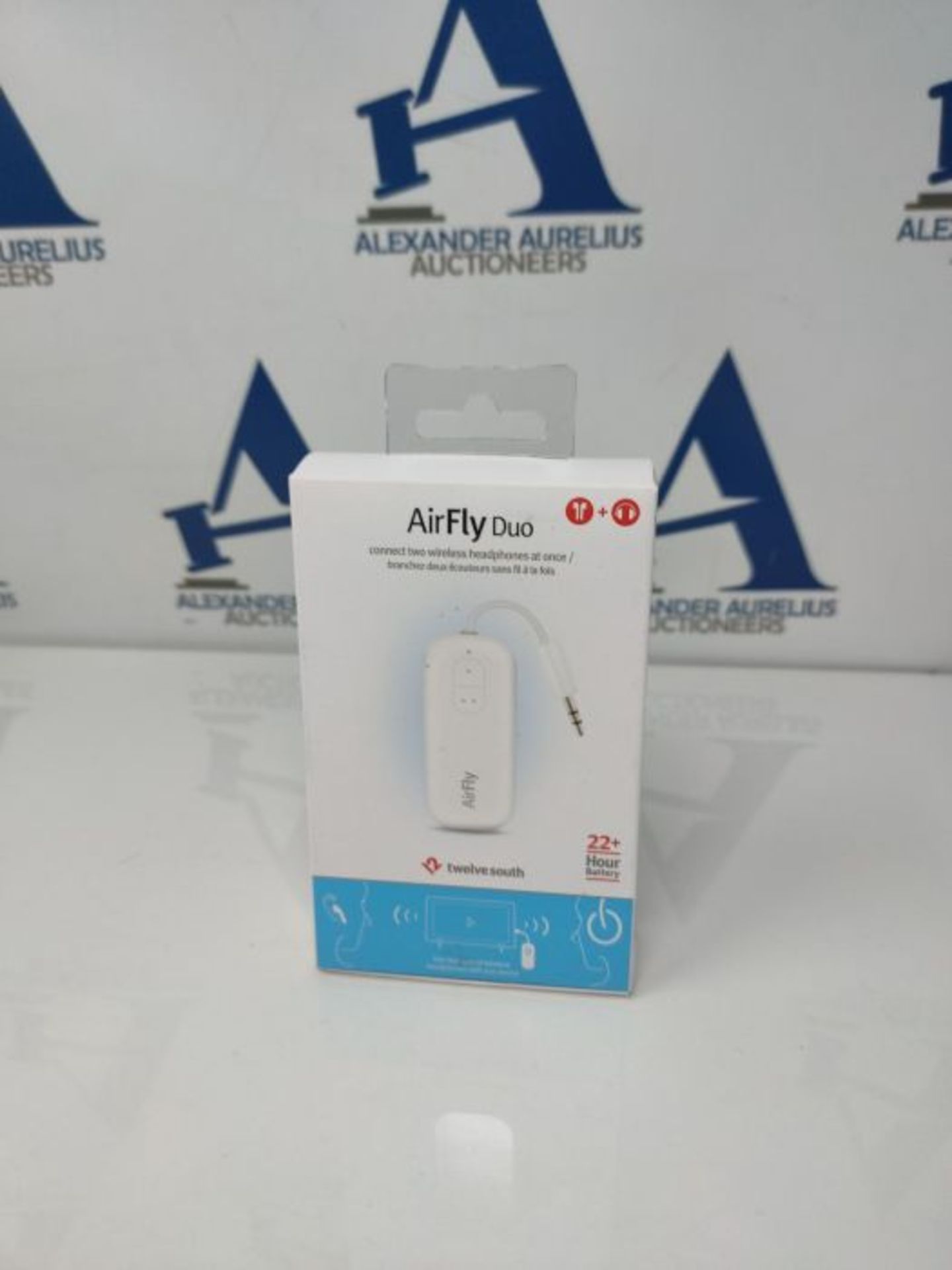 Twelve South AirFly Duo | Wireless transmitter with audio sharing for up to 2 AirPods - Image 2 of 3