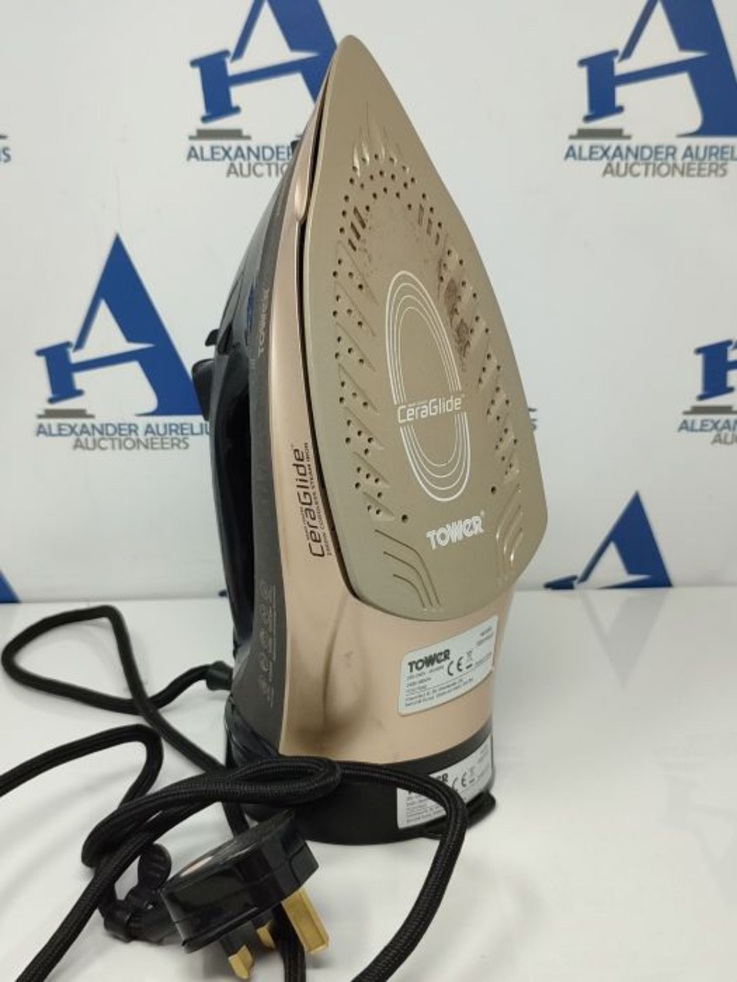 Tower Ceraglide T22019GLD 2 in 1 Cord or Cordless Steam Iron with Ceramic Soleplate, A - Image 3 of 3