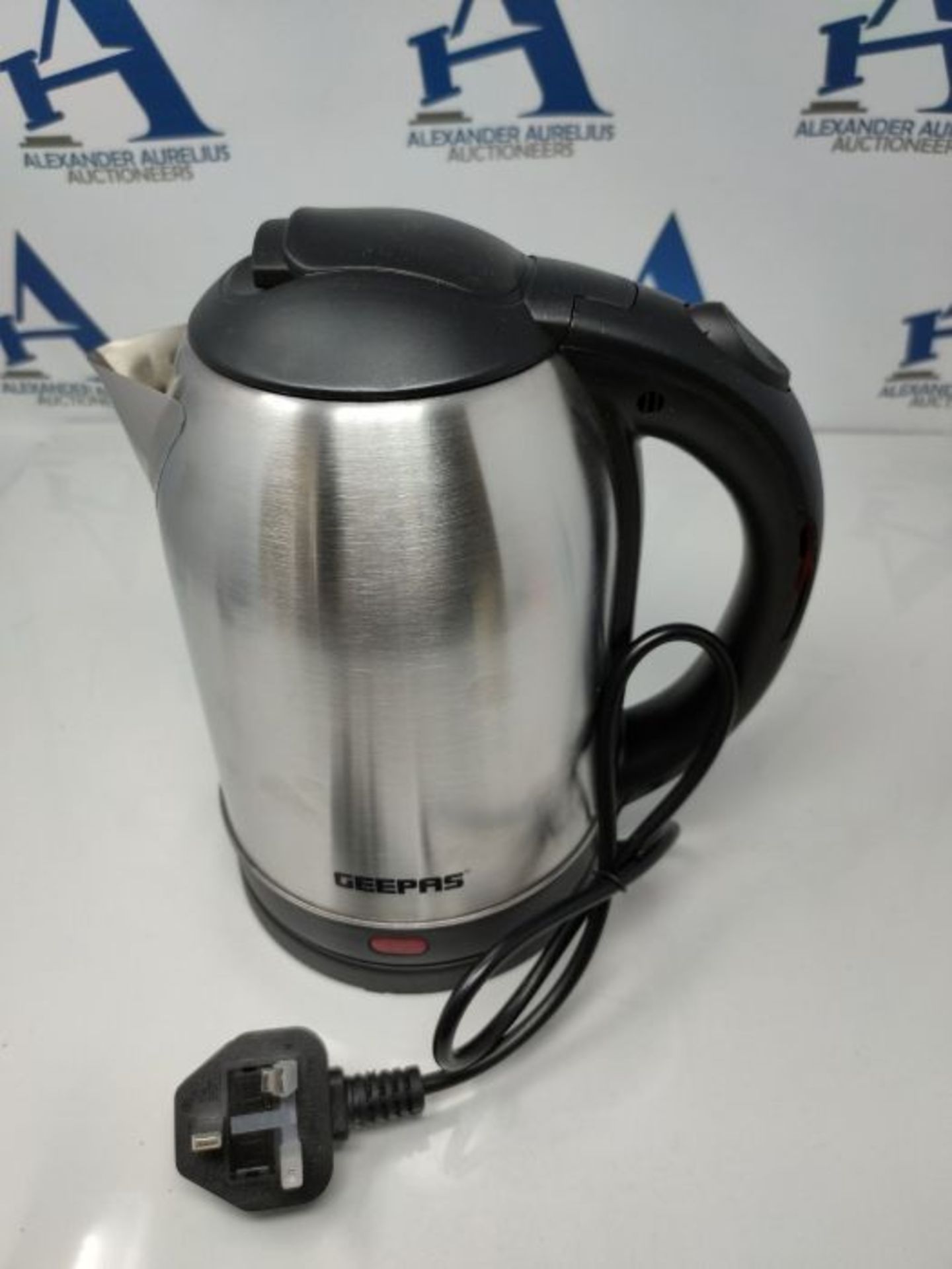 Geepas Electric Kettle, 1500W | Stainless Steel Cordless Kettle | Boil Dry Protection - Image 3 of 3