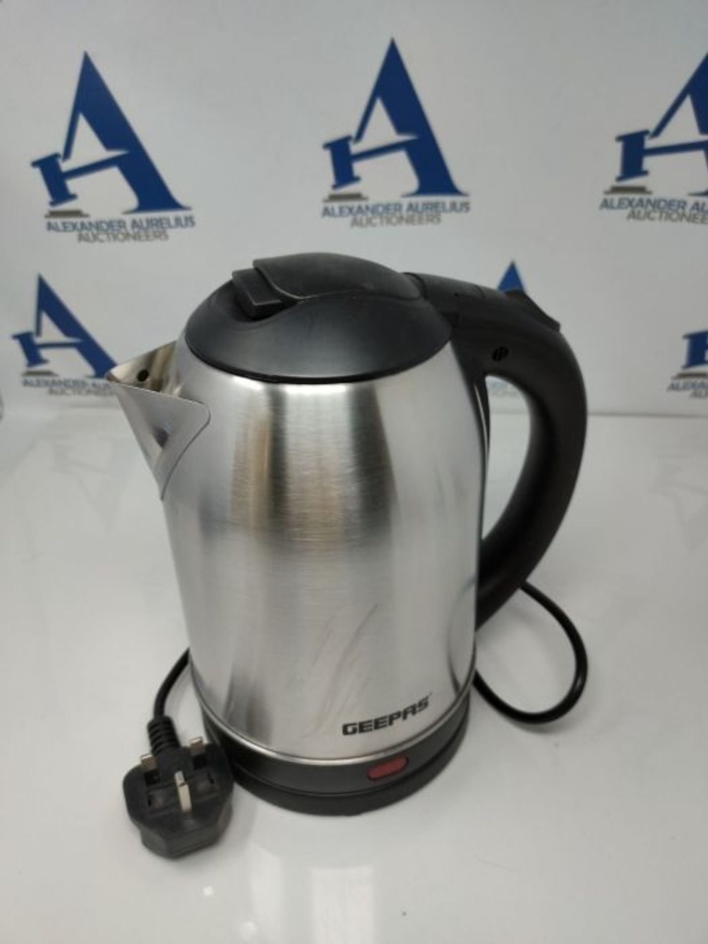 Geepas Electric Kettle, 1500W | Stainless Steel Cordless Kettle | Boil Dry Protection - Image 3 of 3