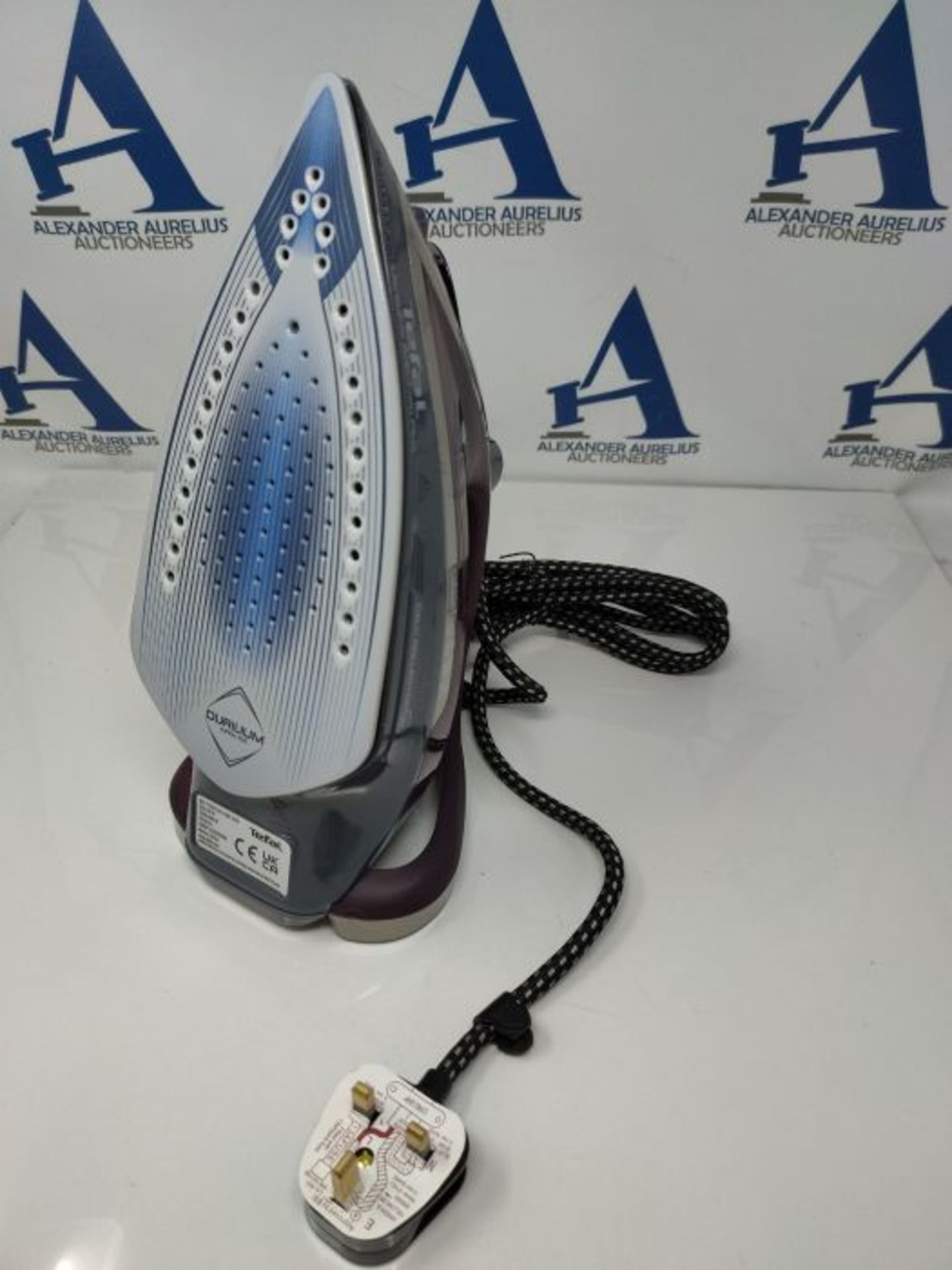 RRP £54.00 Tefal Steam Iron, Ultraglide Anti-Scale Plus, Grey & Purple, FV5872 - Image 2 of 2