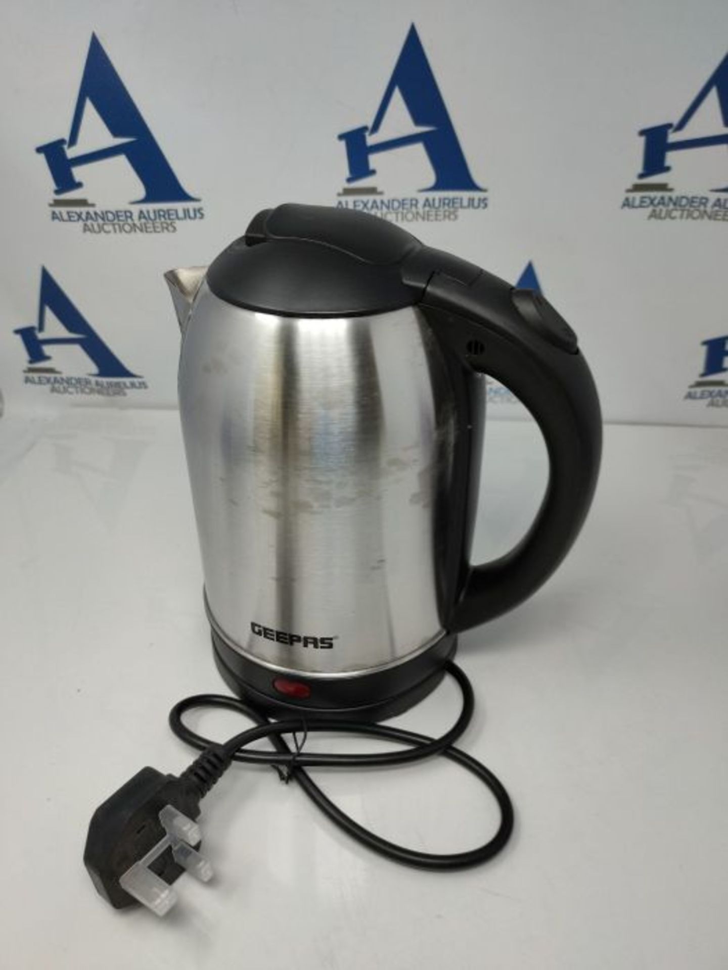 Geepas Electric Kettle, 1500W | Stainless Steel Cordless Kettle | Boil Dry Protection - Image 3 of 3