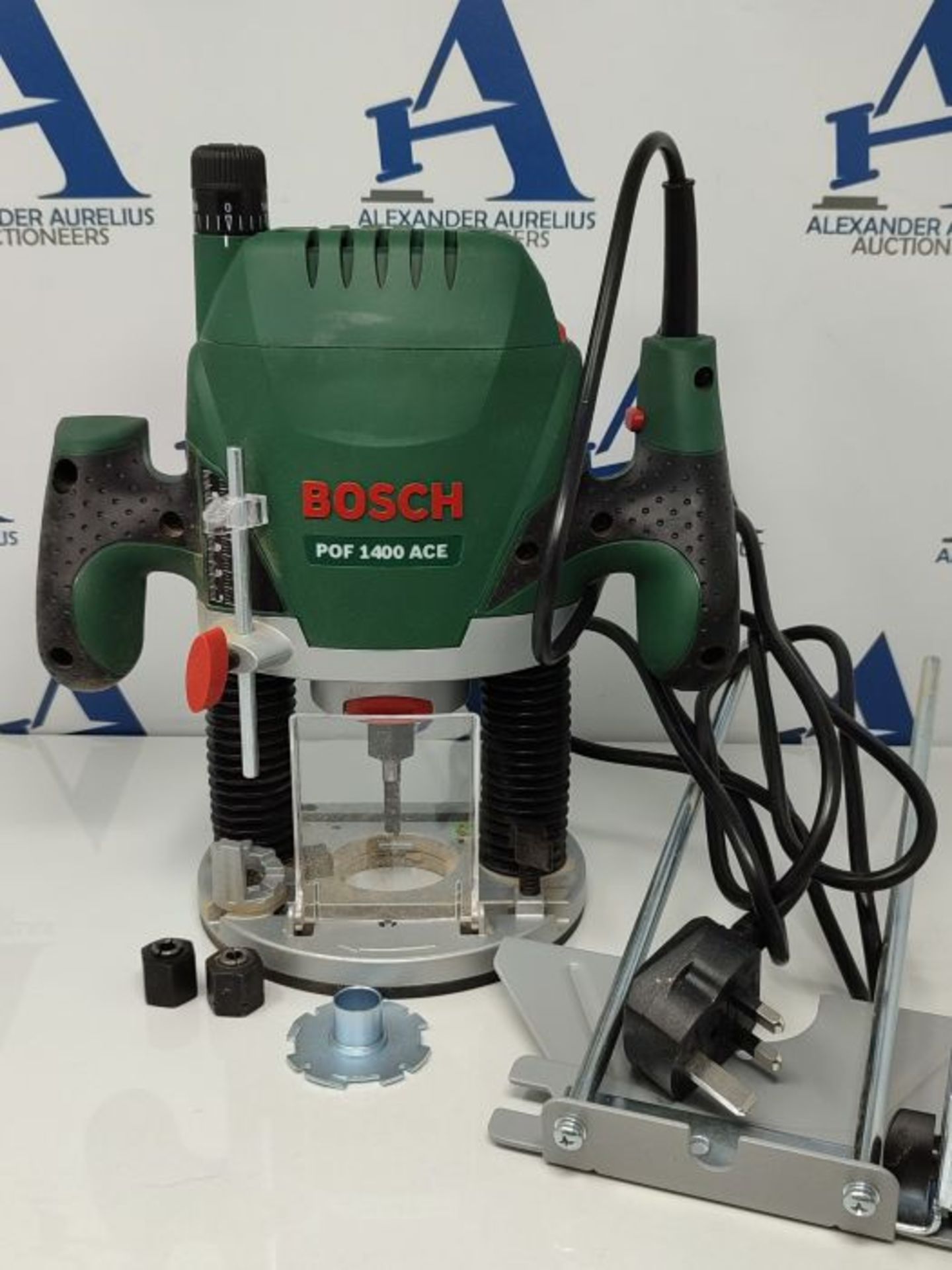 RRP £96.00 Bosch Home and Garden Router POF 1400 ACE (1400 W, in carrying case) - Image 3 of 3