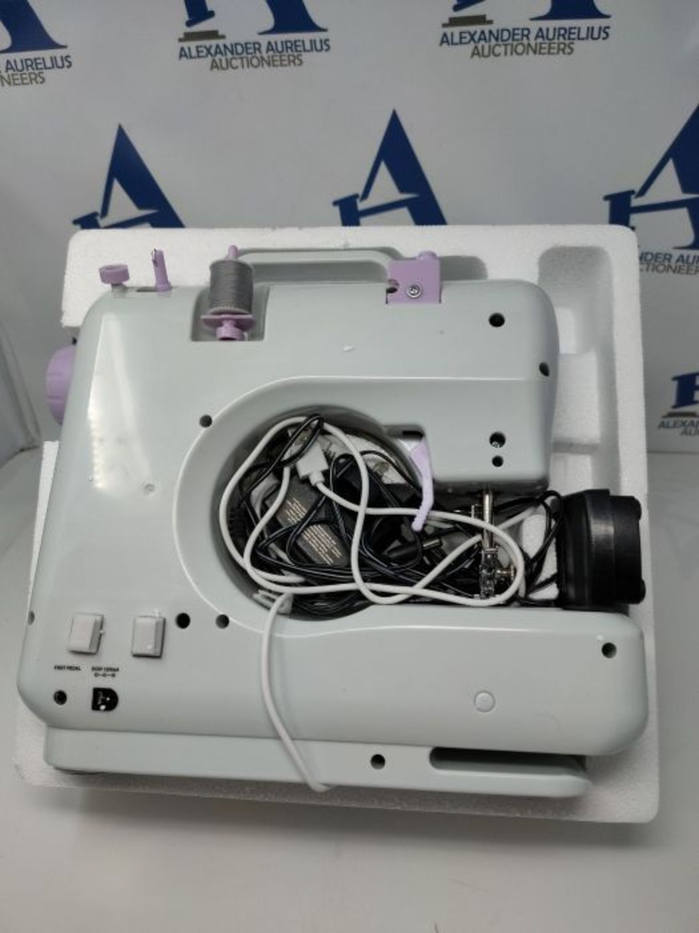 KPCB Tech 505 Sewing Machine with 12 Stitches Mini Size with Backstitch Buttonholing - Image 3 of 4