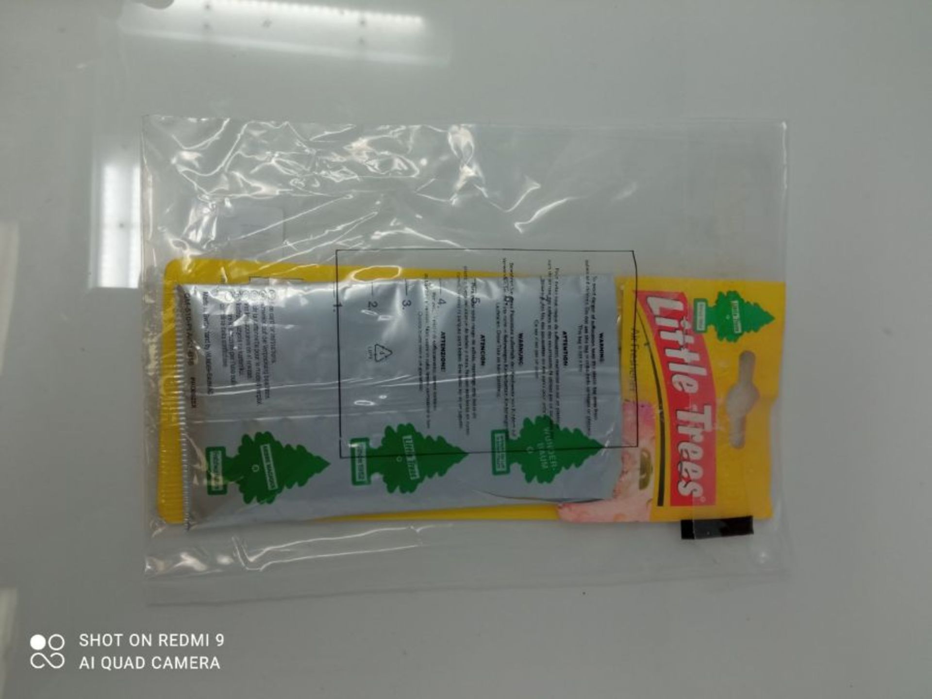 Little Trees Air Freshener Tree MTR0066 Bubble Gum Fragrance For Car Home Boat Caravan - Image 2 of 2