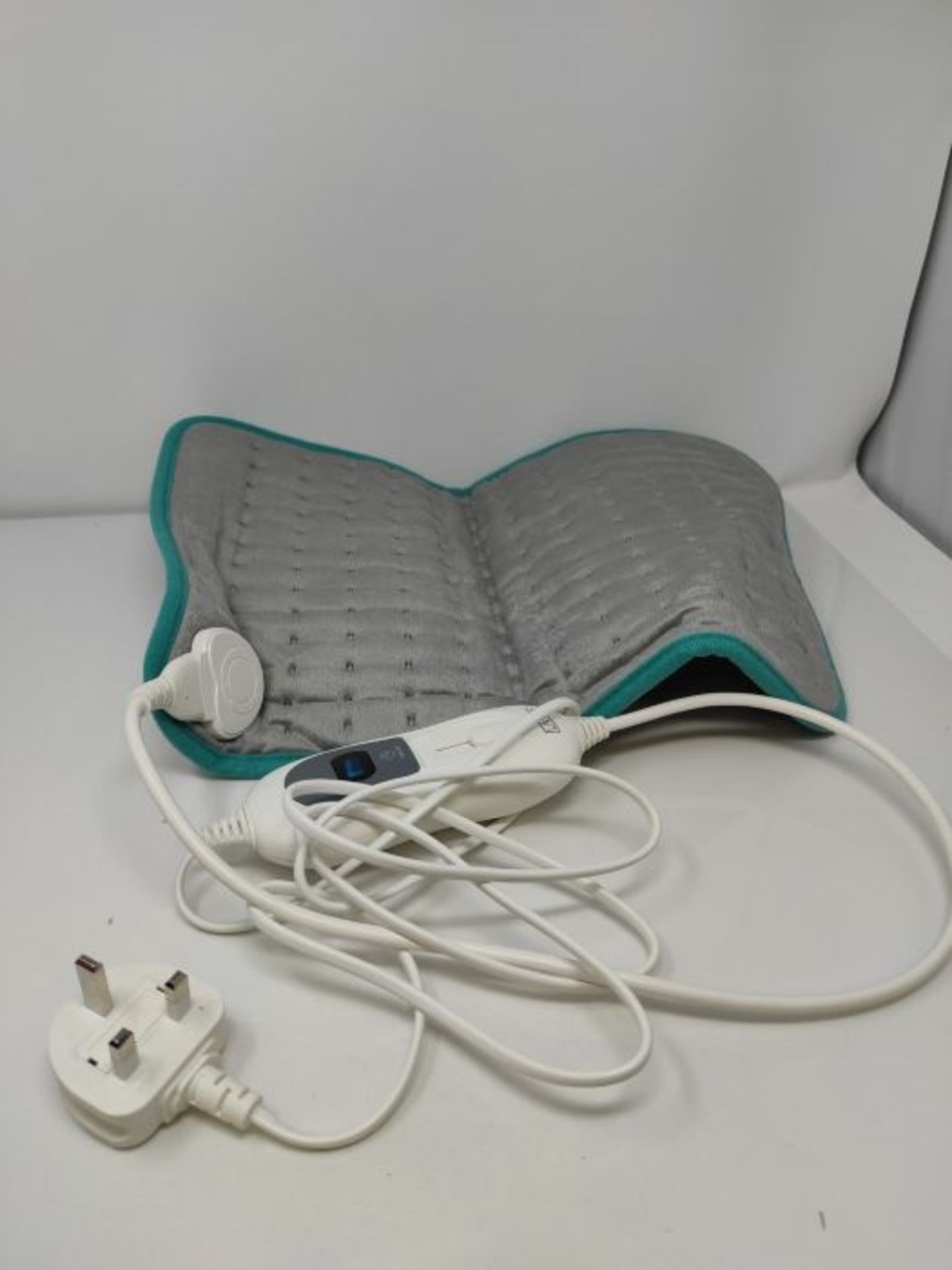 LIVIVO Electric Heated Fleece Pad with Washable Fleece Cover, Detachable Digital Contr - Image 2 of 3