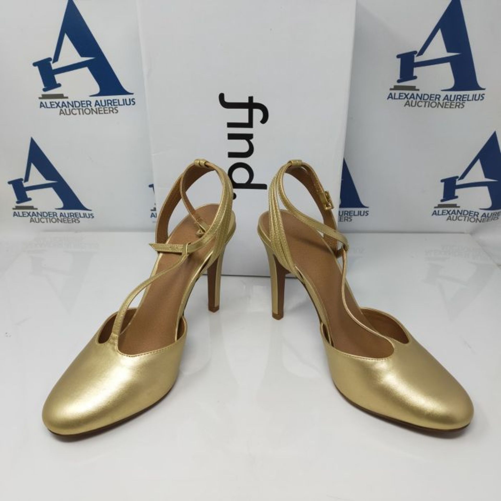 Amazon Brand - FIND Stiletto Round Toe T-bar Closed Pumps, Gold (Mirror Gold), 7 UK - Image 2 of 3