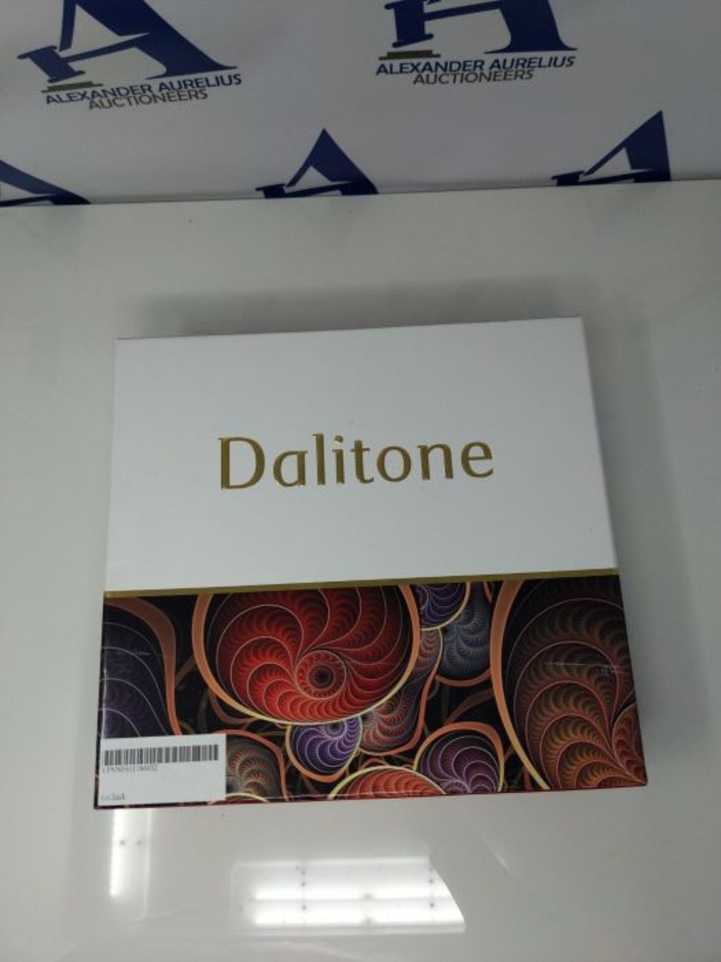 Dalitone scalp massage and treatment