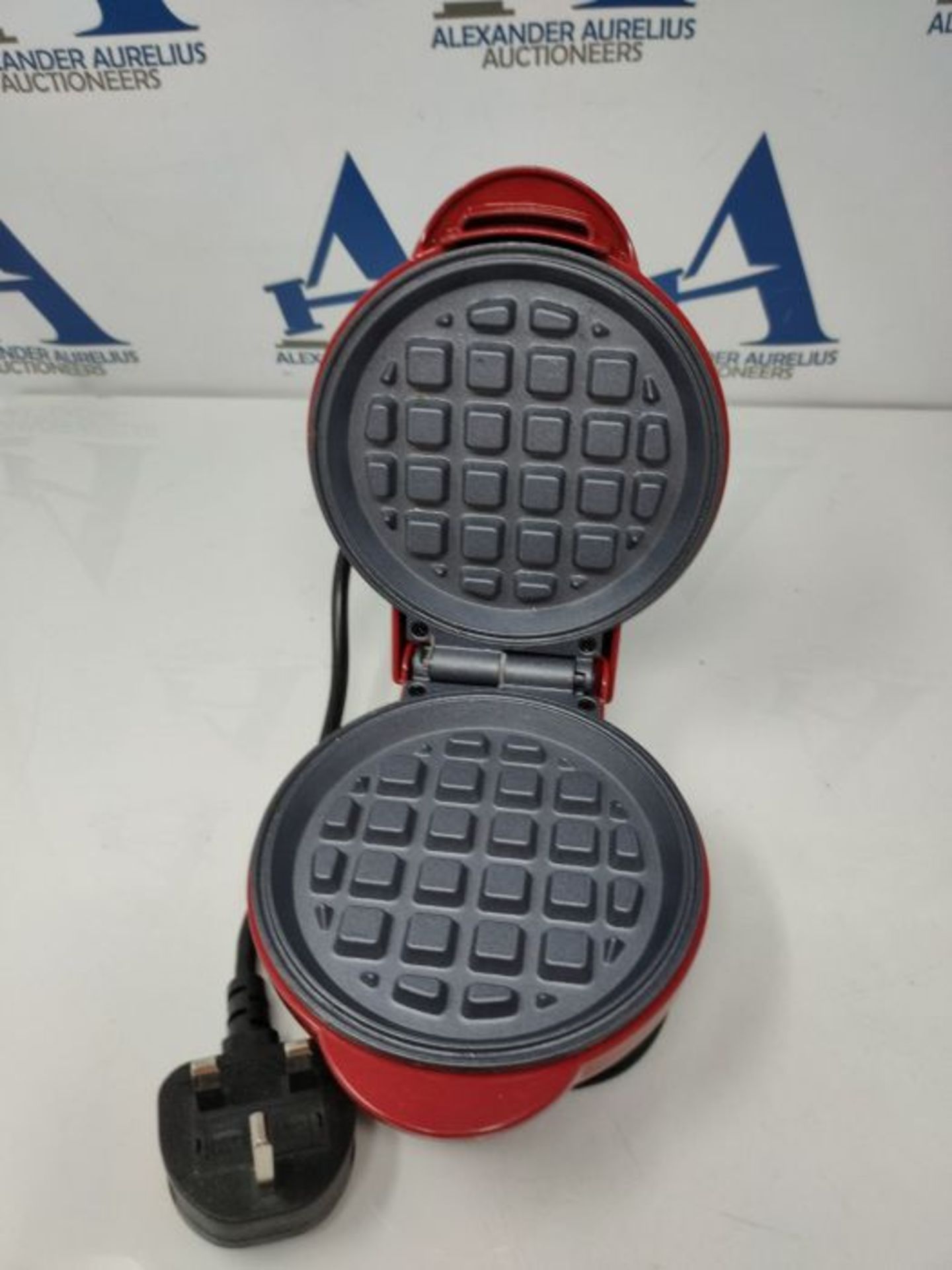 Giles & Posner EK4214G Mini Waffle Iron/Waffle Maker, 550 W, Red, Non-Stick Waffle Iro - Image 3 of 3