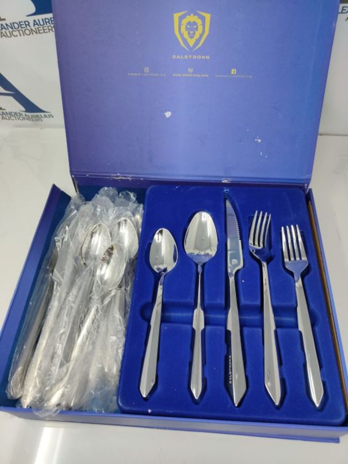 DALSTRONG - 5 Piece Silver Flatware Set - Dinner Knife, Dinner Fork, Dinner Spoon, Des - Image 3 of 3