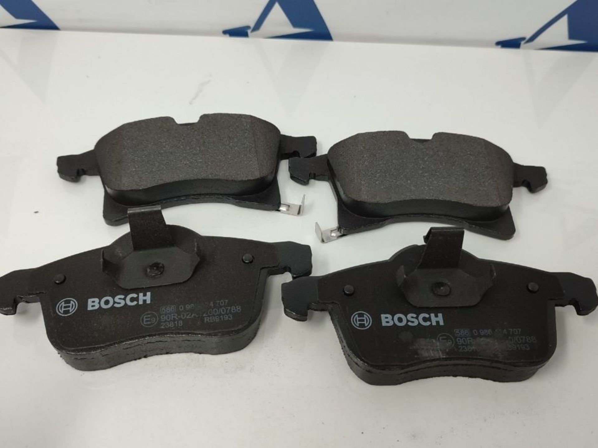 Bosch BP420 Brake Pads - Front Axle - ECE-R90 Certified - 1 Set of 4 Pads - Image 3 of 6