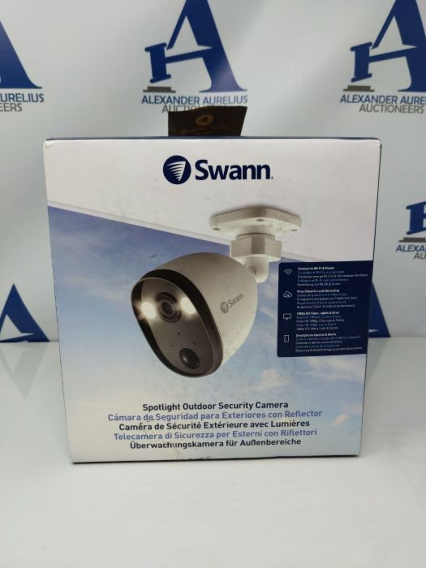 RRP £79.00 Swann Spotlight Motion Security Camera - Image 2 of 3