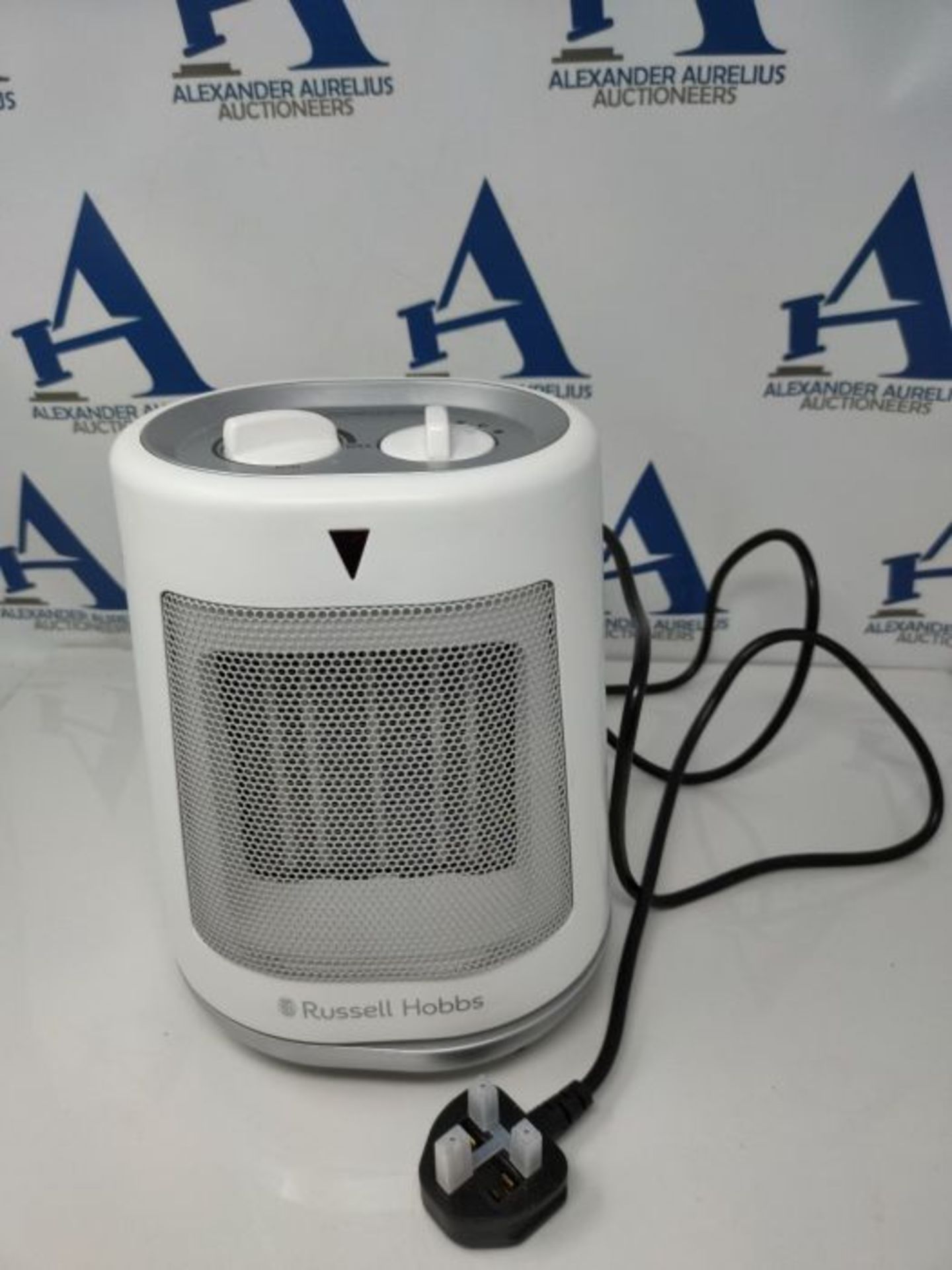 Russell Hobbs 2000W/2KW Electric Heater in White PTC Ceramic Heater, Portable Oscillat - Image 3 of 3
