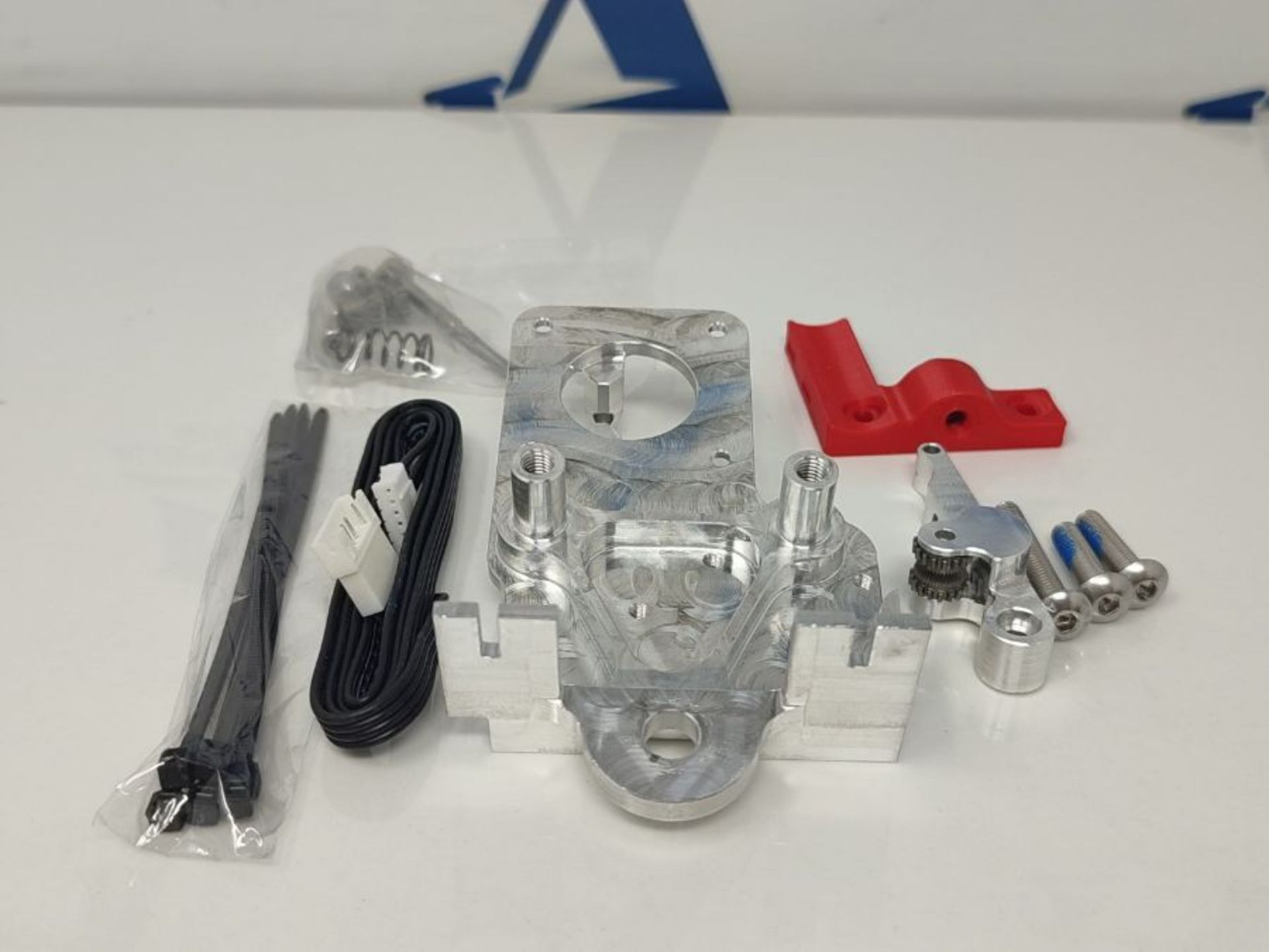 RRP £70.00 Micro Swiss Direct Drive Extruder for Creality CR-10 / Ender 3 Printers - Image 2 of 2