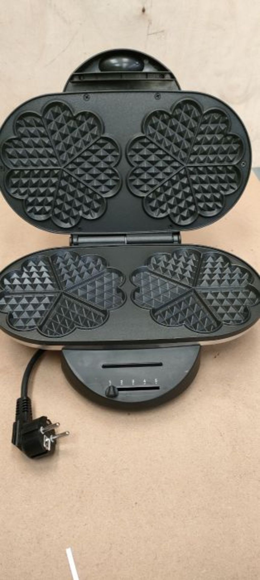 RRP £61.00 Tefal WM 311D11 - waffle irons - Image 2 of 2