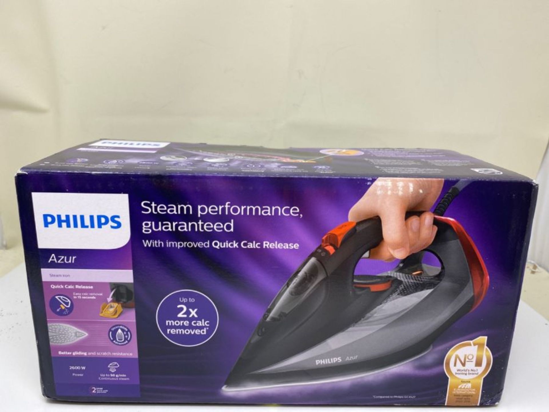 RRP £54.00 Philips Steam Iron SteamGlide soleplate 2 m 250 g/min Black 50 g/min - Image 2 of 3