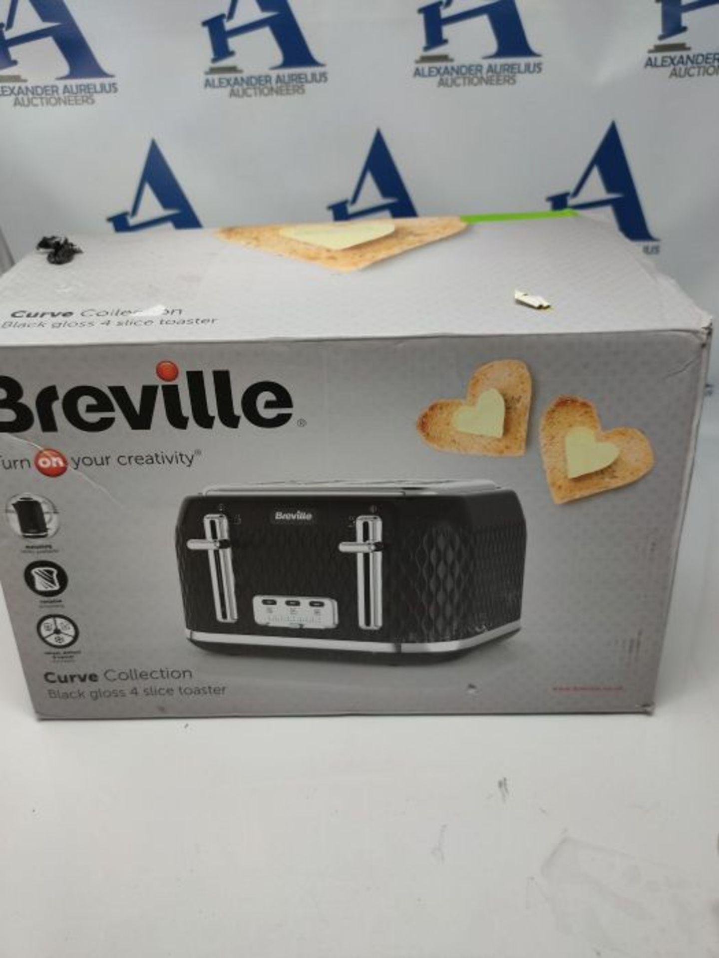 Breville Curve 4-Slice Toaster with High Lift and Wide Slots | Black & Chrome [VTT786]