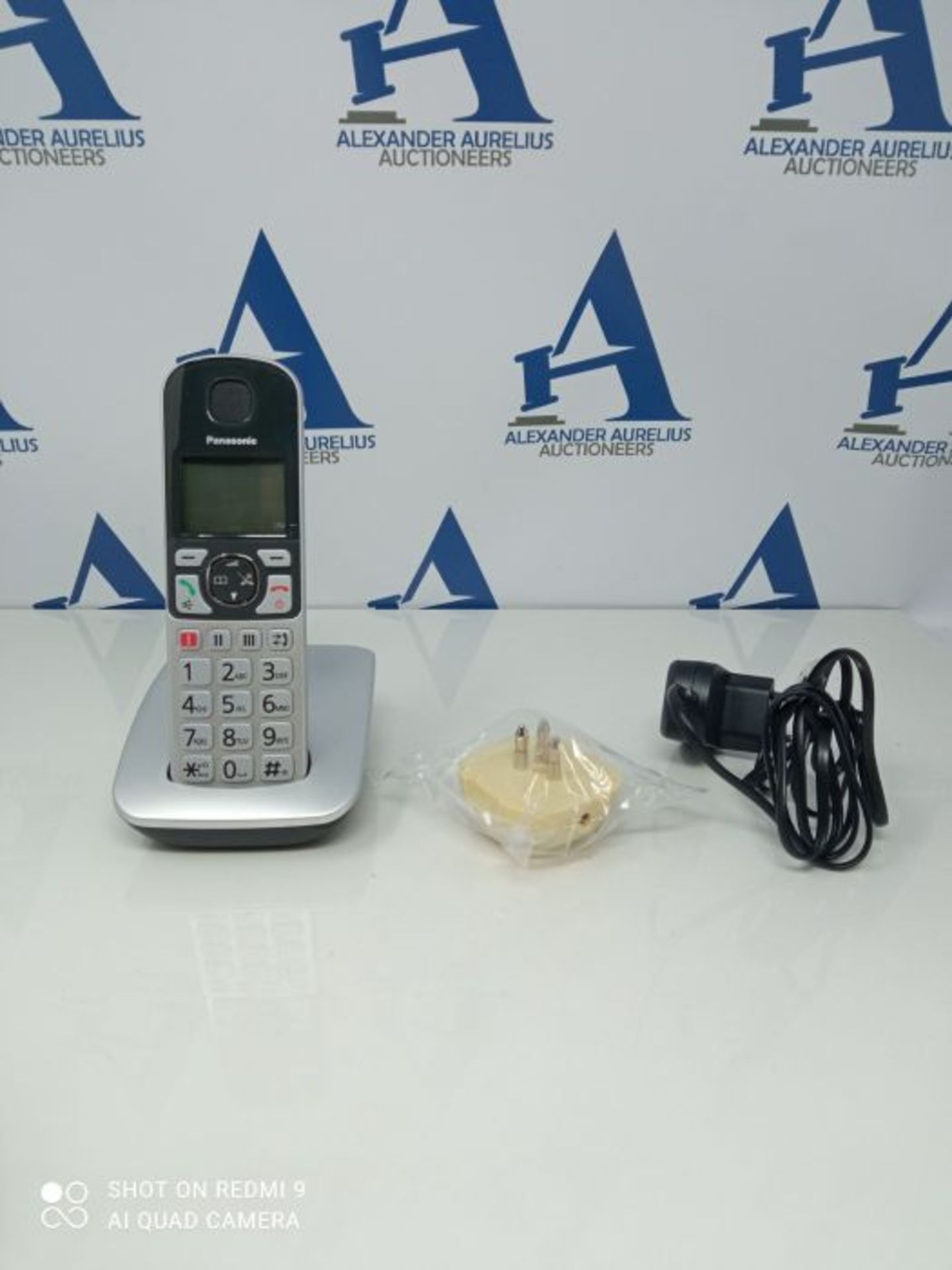 Panasonic KX-TGE510JTS Cordless Telephone (DECT), Large Backlit Screen, Large Keys, Am - Image 3 of 3