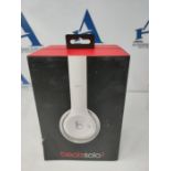 RRP £130.00 Beats by Dr. Dre Solo2 Wired On-Ear Headphones with RemoteTalk Cable - White