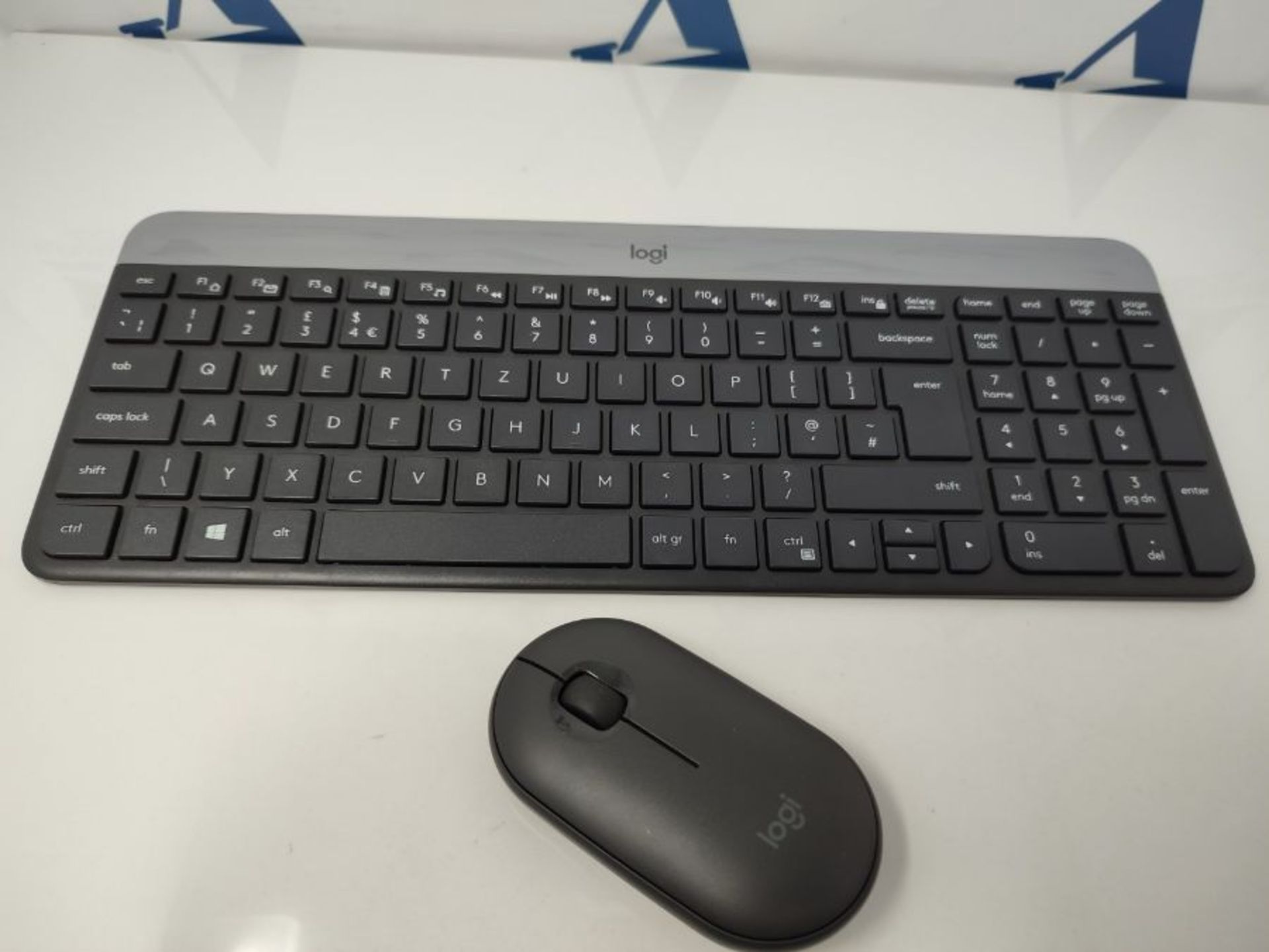 Logitech MK470 Slim Wireless Keyboard & Mouse Combo, QWERTZ German Layout - Black