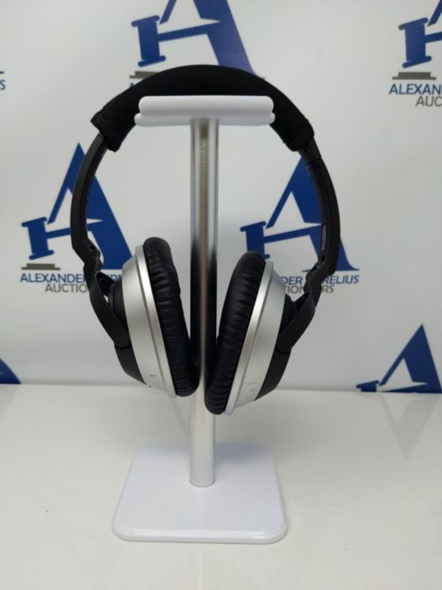RRP £169.00 Bose AE2 Around-Ear Audio Headphones, Black - Image 2 of 2