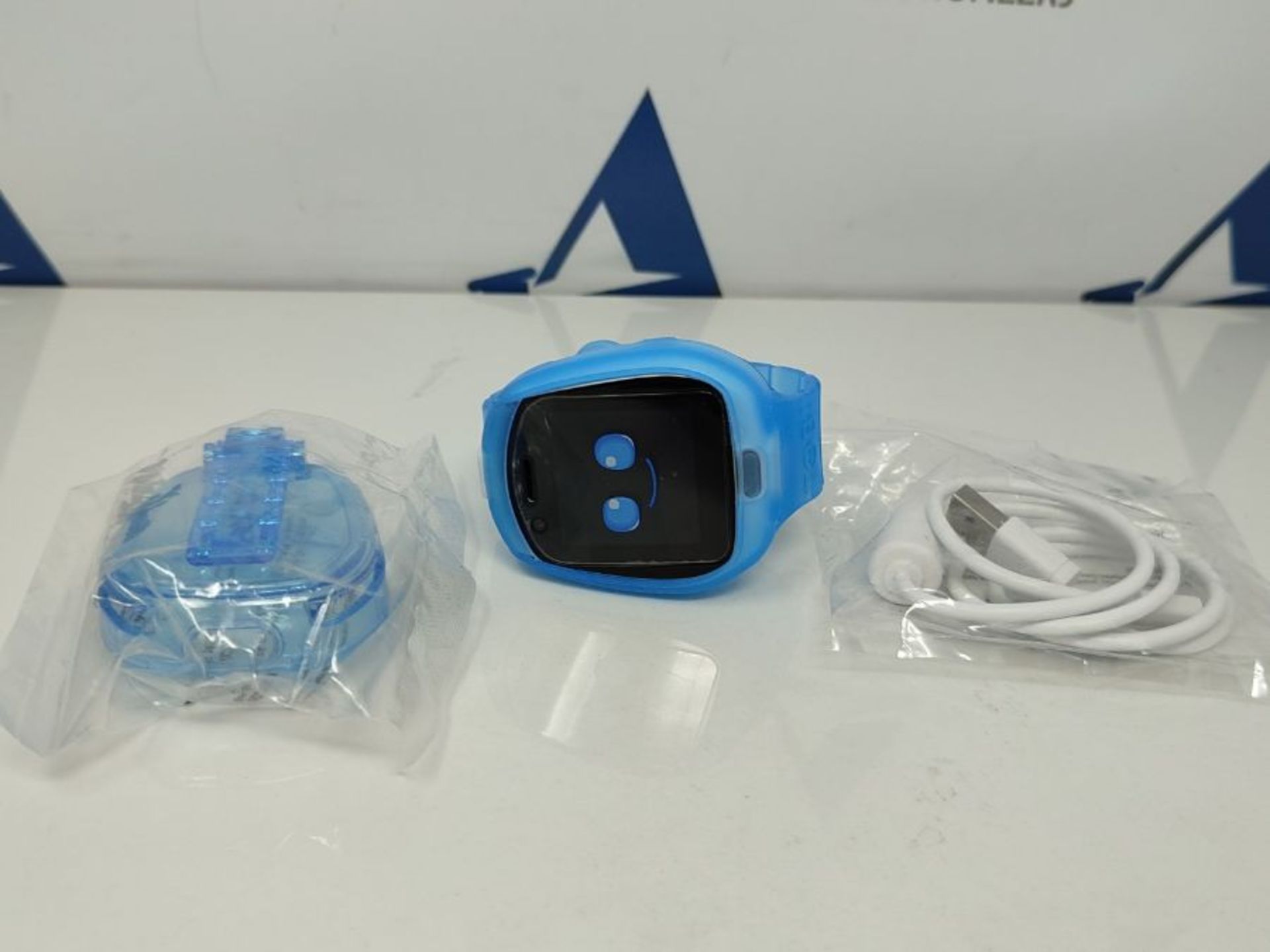 RRP £54.00 Little Tikes Tobi Robot Smartwatch for Kids with Digital Camera, Video, Games & Activi - Image 2 of 2