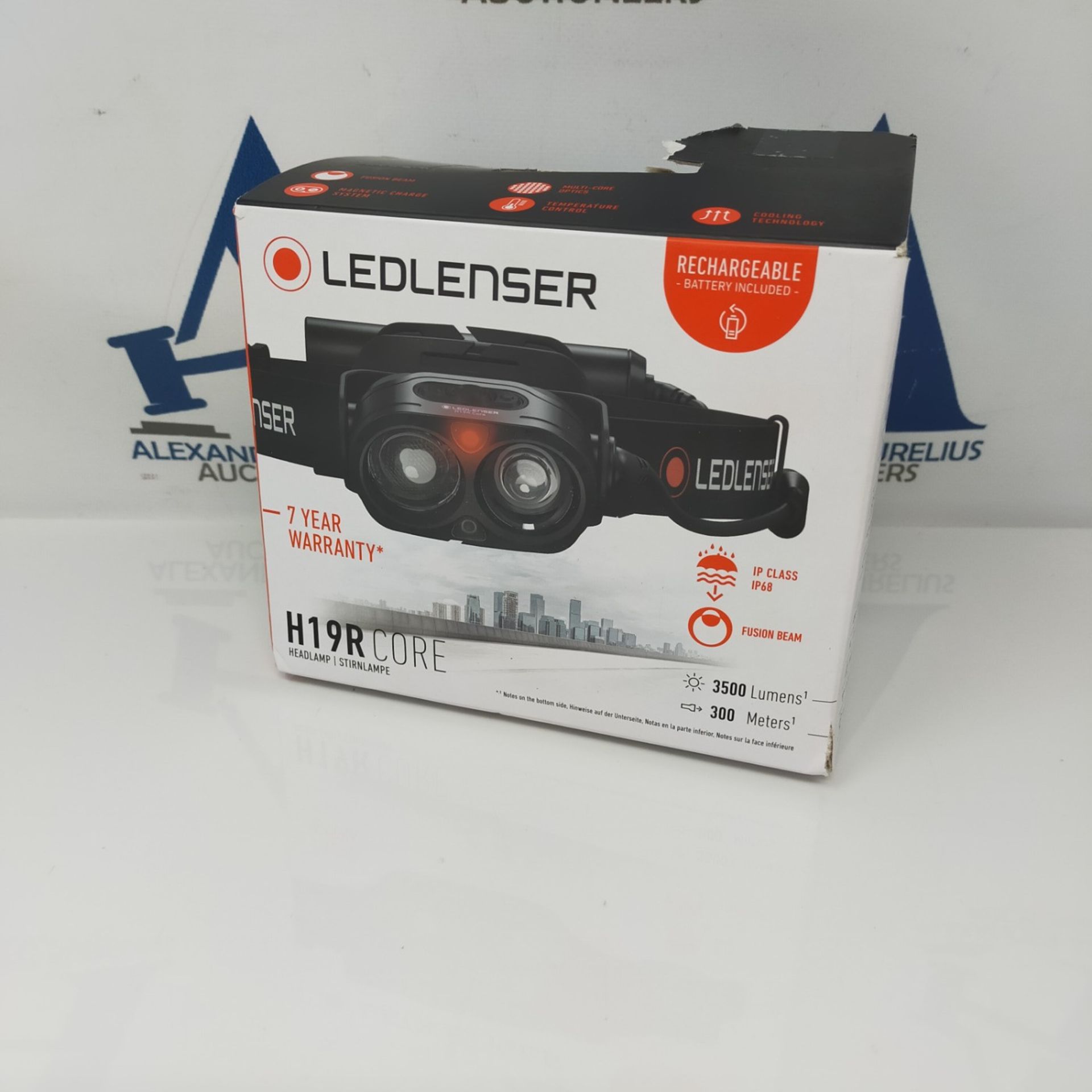 RRP £151.00 Ledlenser H19R Core Stirnlampe LED, 3500 Lumen, aufladbarer Lithium Akku, mit Rotlicht - Image 2 of 3