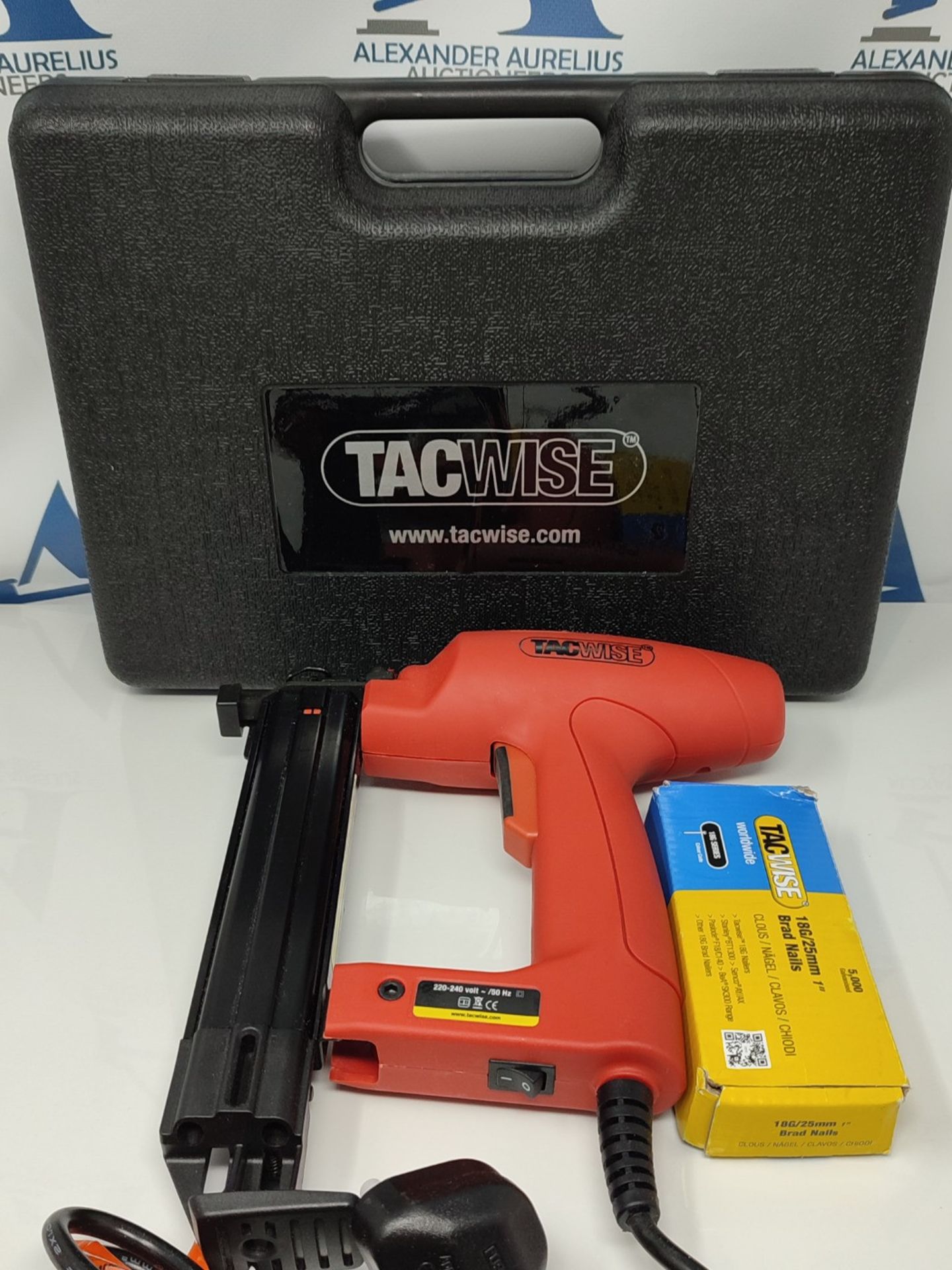 RRP £89.00 Tacwise 1718 Master Nailer 181ELS Pro, Electric Nail Brad Gun with 5000 Nails, Uses Ty - Image 6 of 10