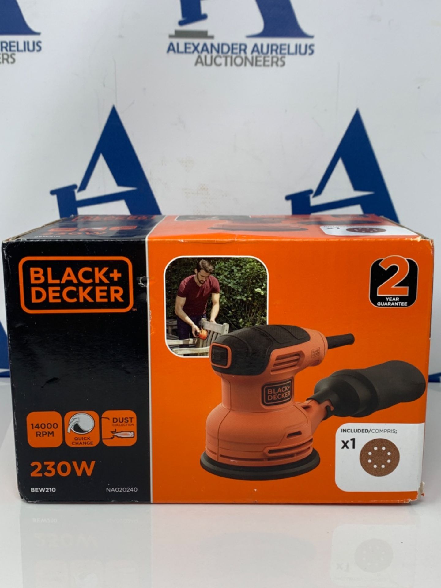 BLACK+DECKER 230 W 125 mm Random Orbit Electric Sander, BEW210-GB