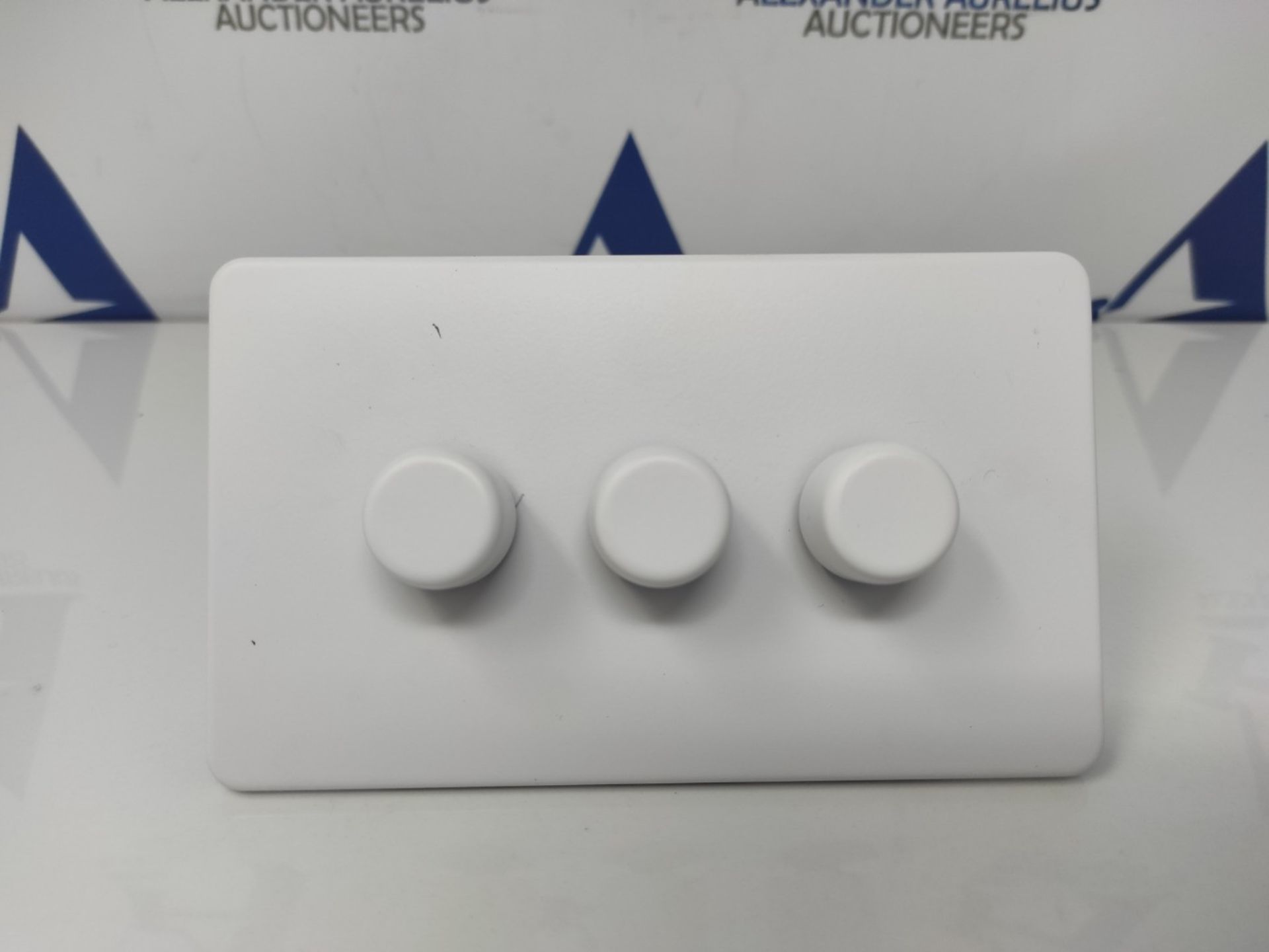 Knightsbridge SF2183MW Screwless 3G 2-Way 10-200W (5-150W LED) Trailing Edge dimmer-Ma - Image 2 of 3