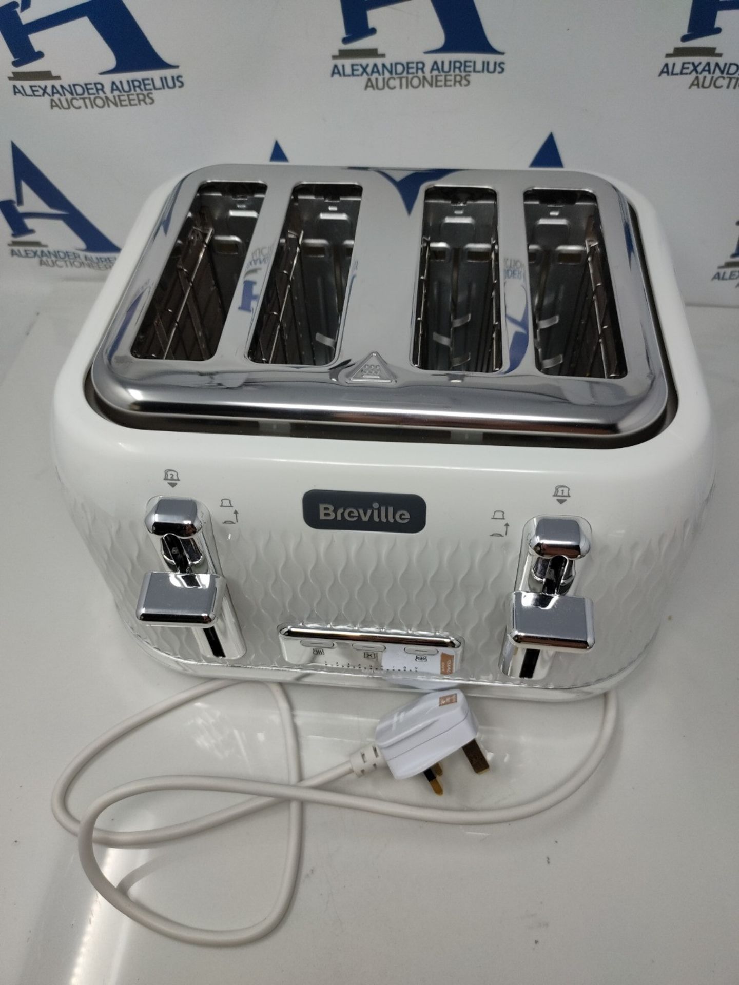 Breville Curve 4-Slice Toaster with High Lift and Wide Slots | White & Chrome [VTT911] - Image 3 of 3
