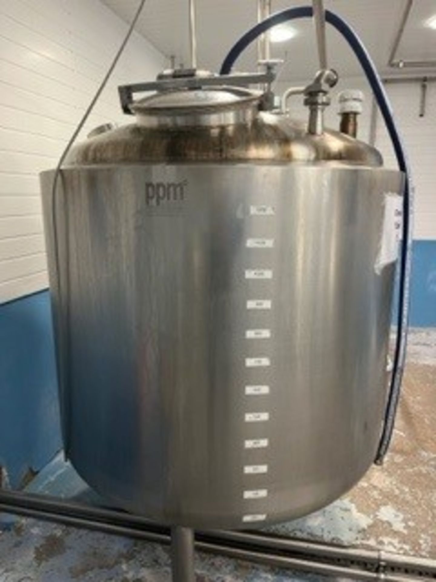 cream tank 1000 L jacketed tank + agitator for chilling cream