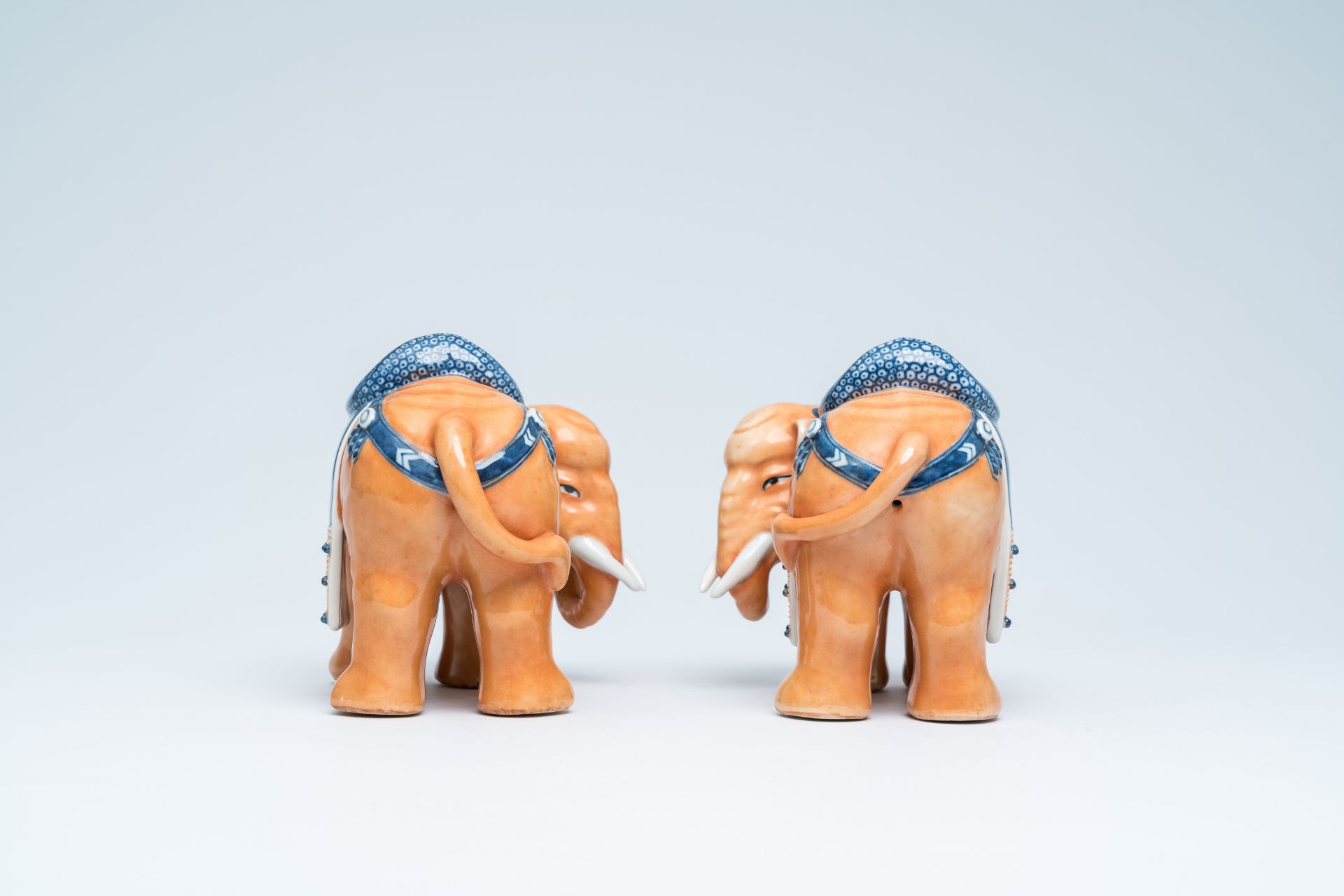 A pair of Chinese polychrome models of elephants, 20th C. - Image 6 of 15