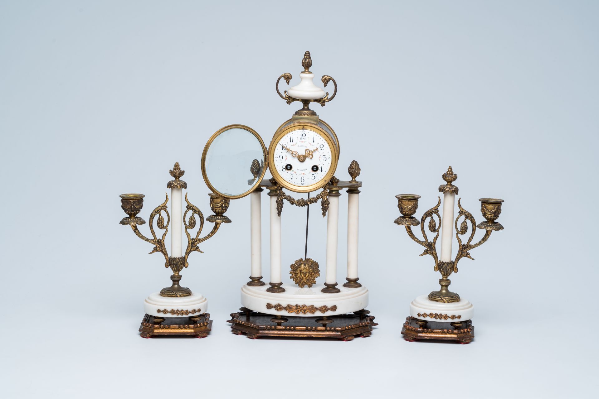 A Belgian Neoclassical gilt bronze mounted white alabaster three-piece clock garniture, Luppens Brus - Image 2 of 14