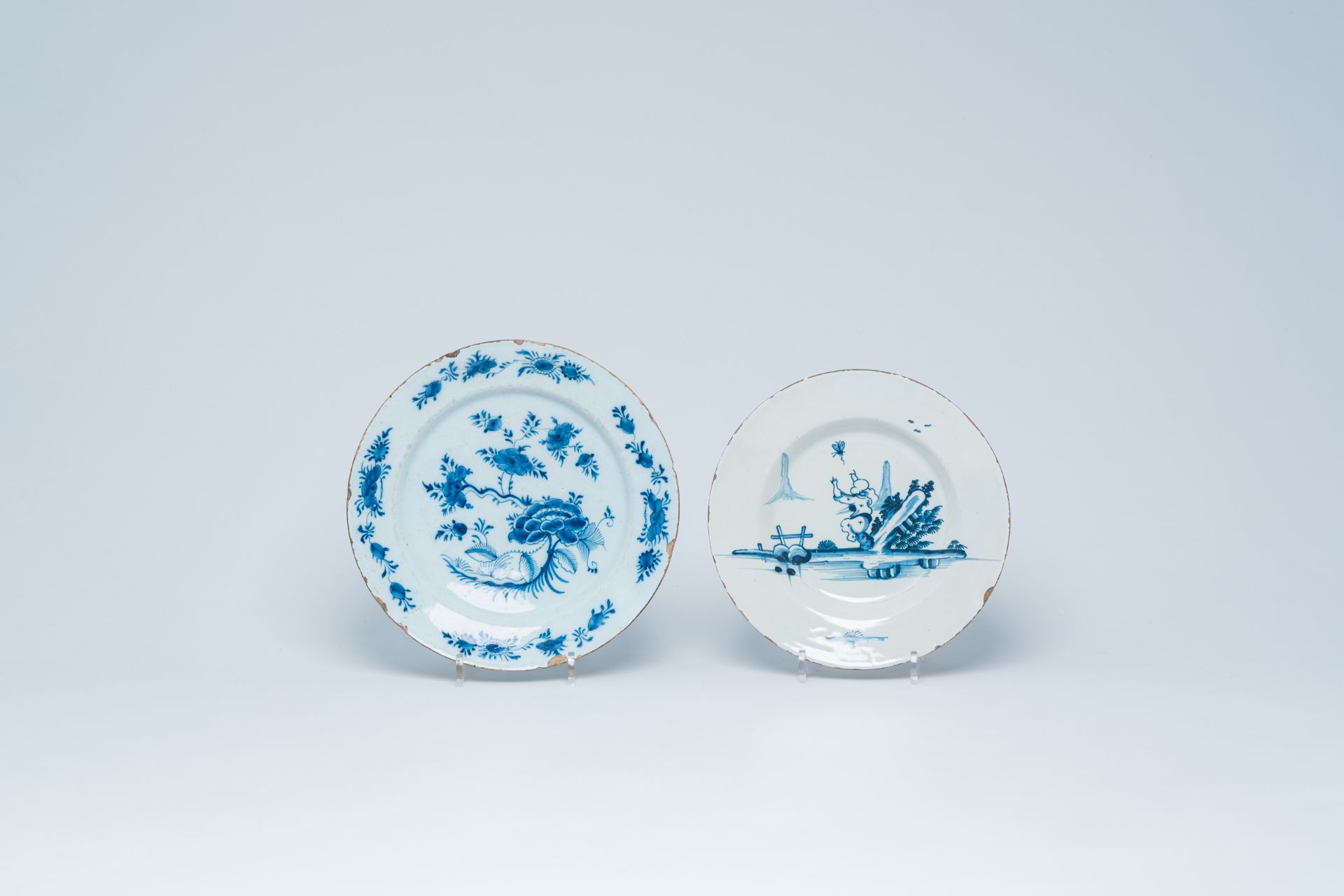 Eight blue and white Delft dishes, England and The Netherlands, 18th C. - Bild 6 aus 7