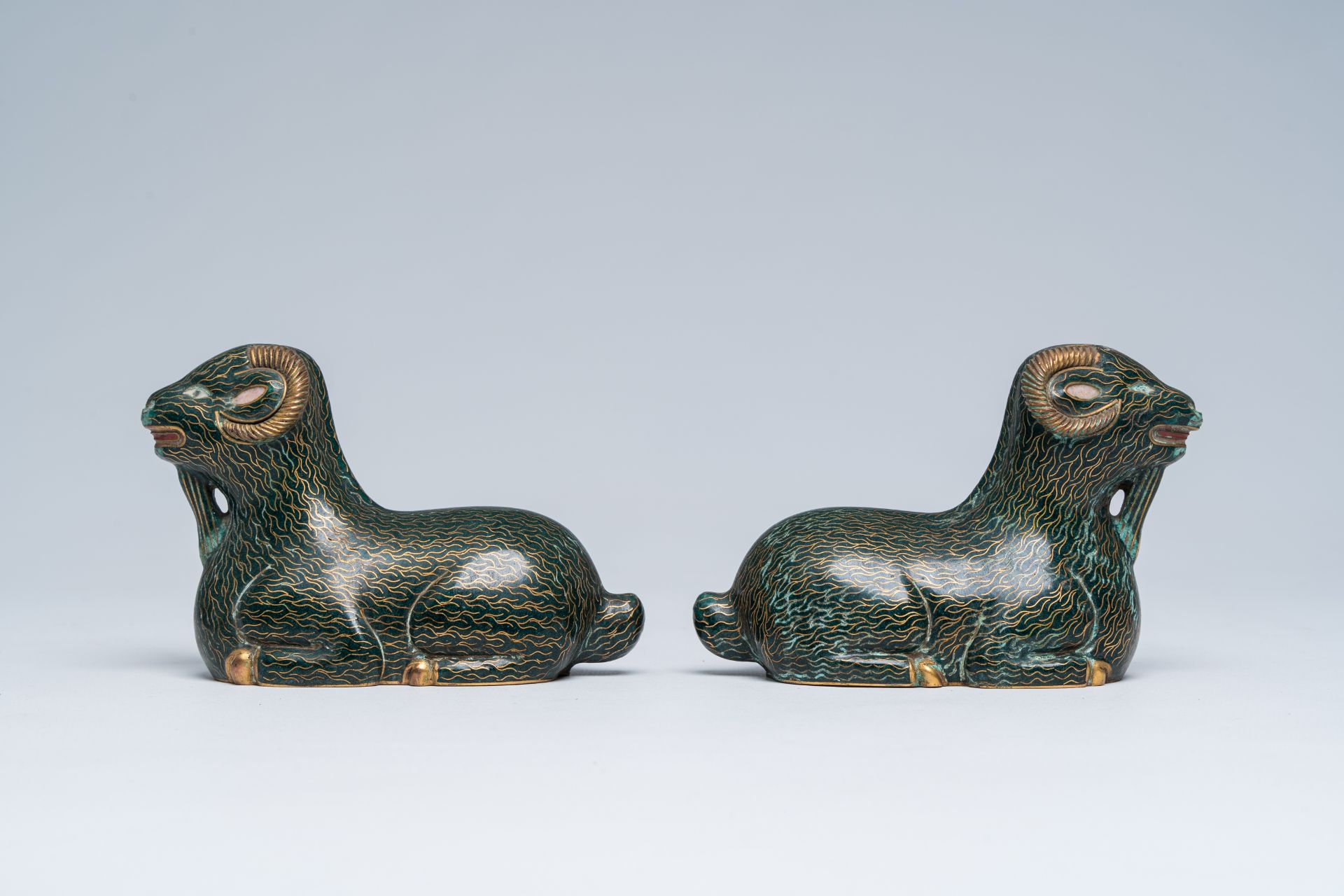 A pair of Chinese cloisonne models of rams, 20th C. - Image 4 of 8