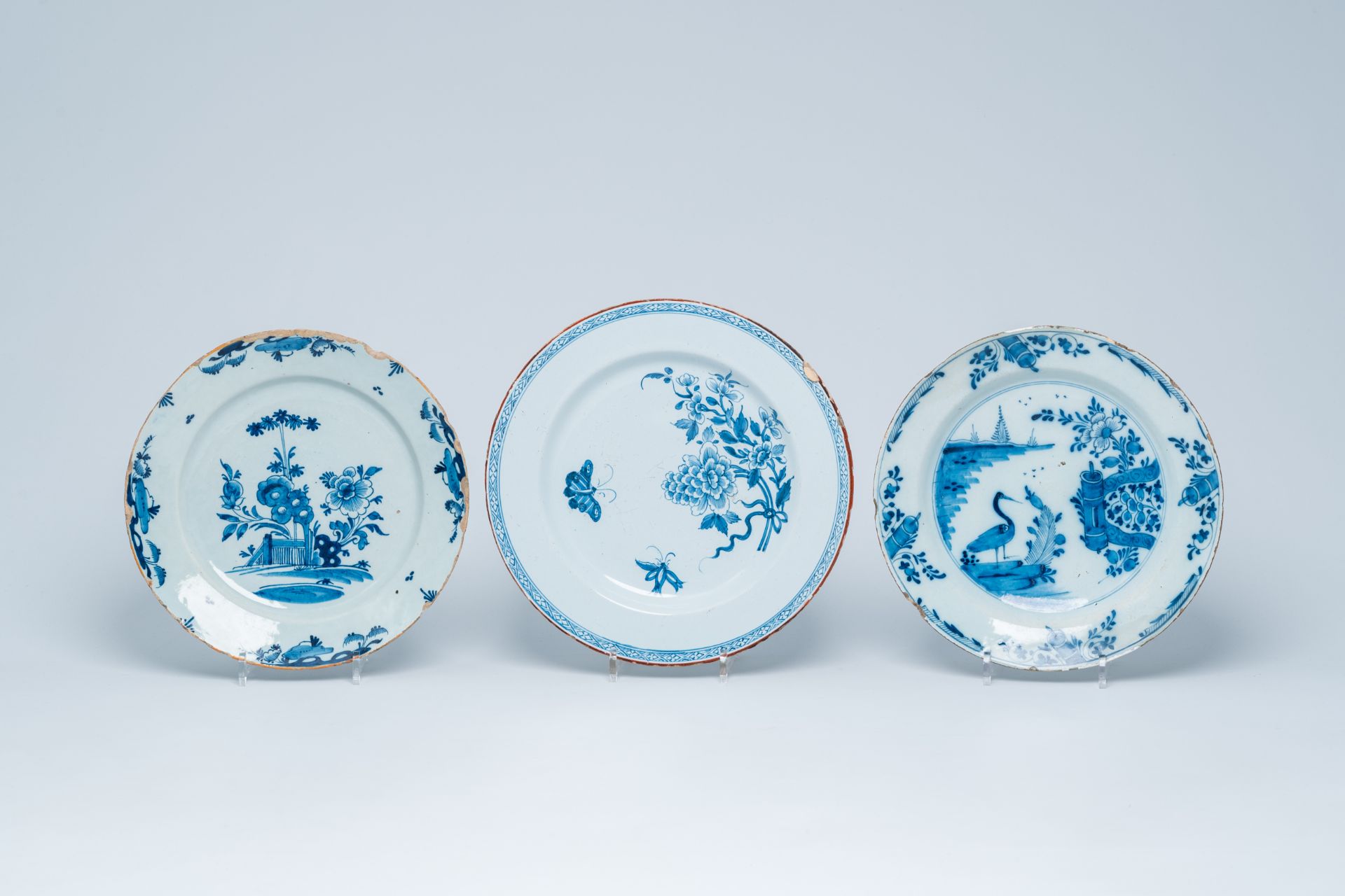 Eight blue and white Delft dishes, England and The Netherlands, 18th C. - Bild 4 aus 7