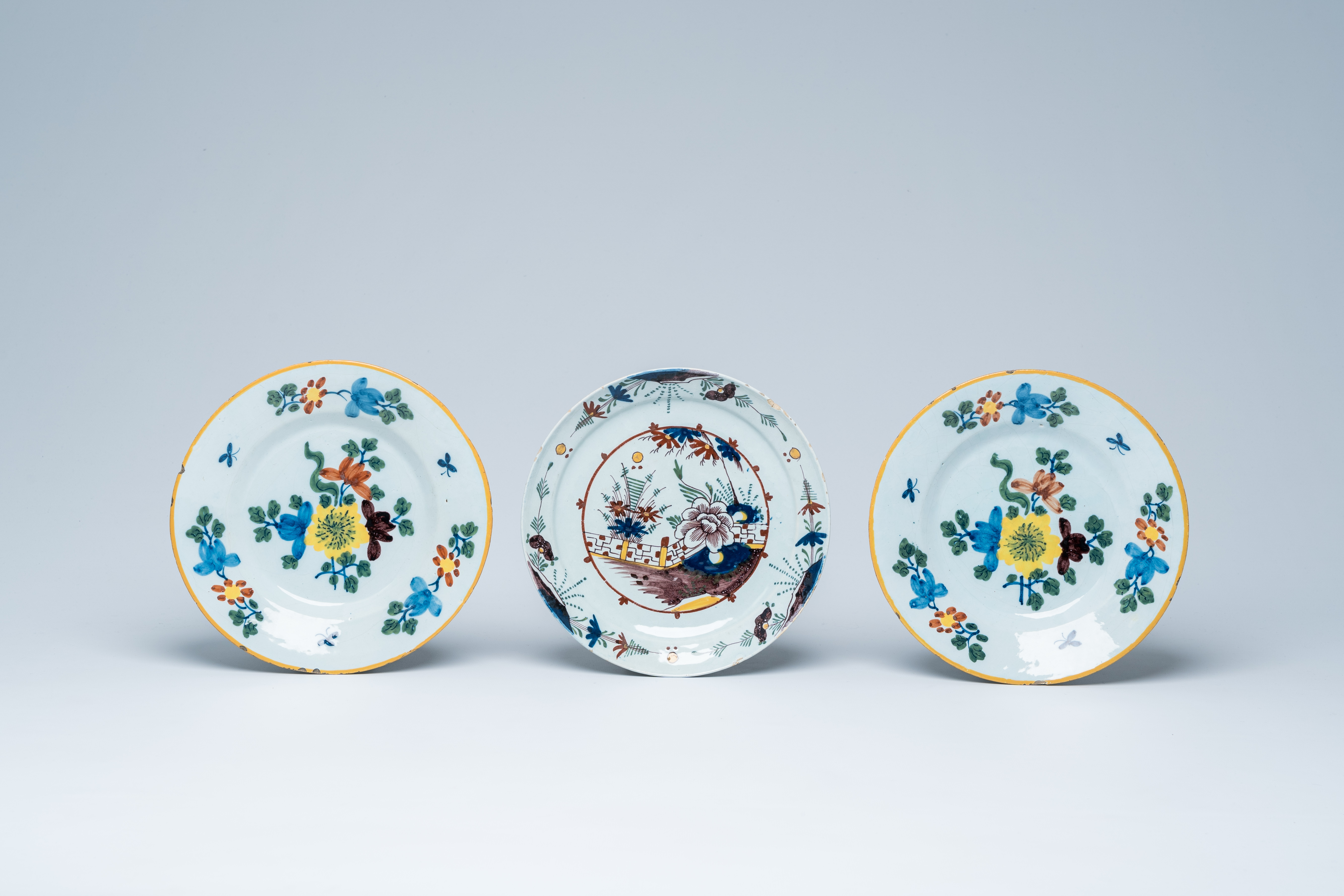 Five polychrome Delft dishes, England and The Netherlands, 18th C. - Image 2 of 5