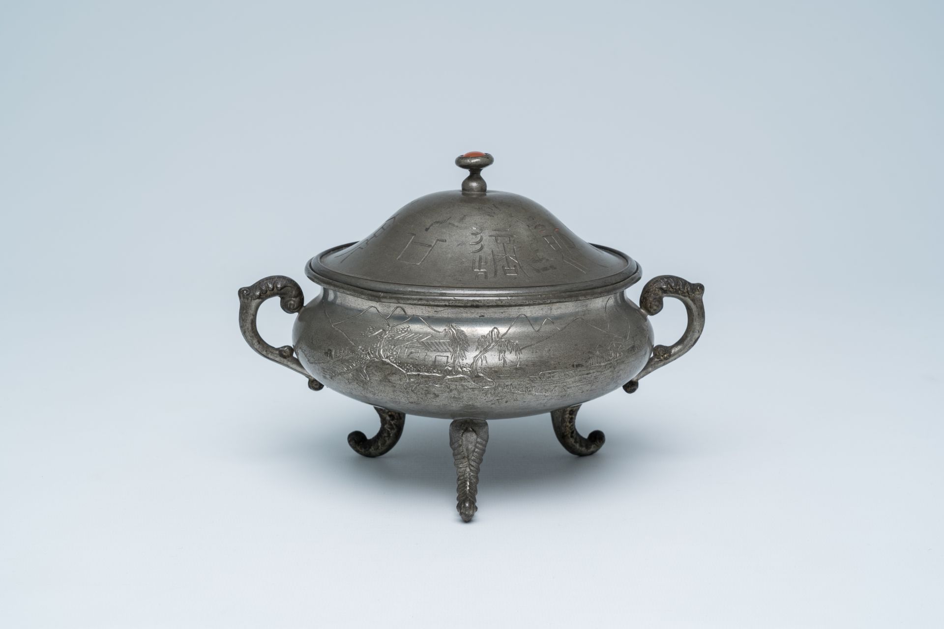 A Chinese engraved pewter tureen and cover, 20th C.