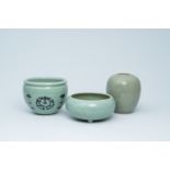 A Chinese celadon incense burner, a ginger jar and a jardiniere, 19th/20th C.