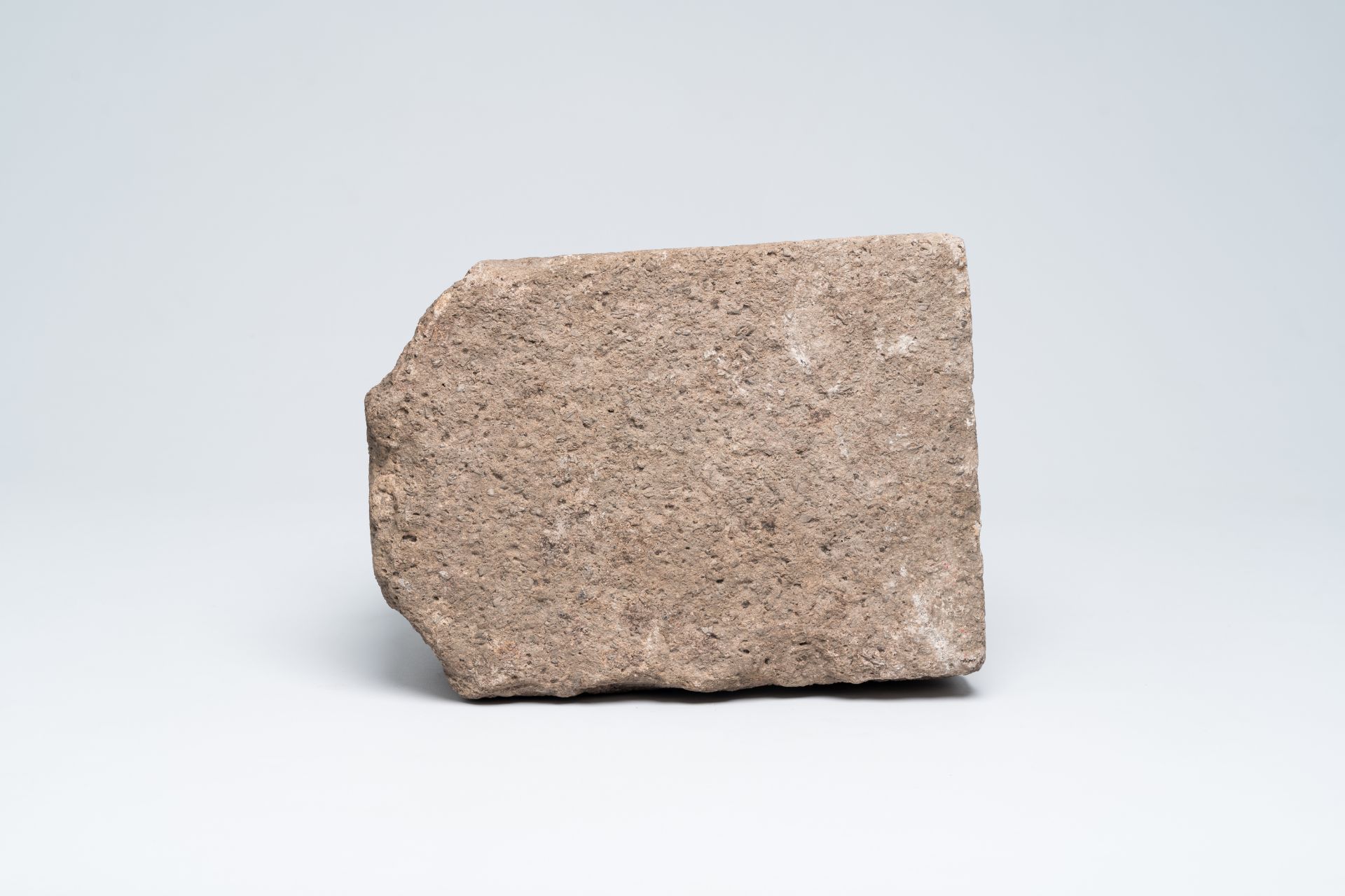 A French stone modillon depicting a gaper, 14th C. - Image 6 of 7