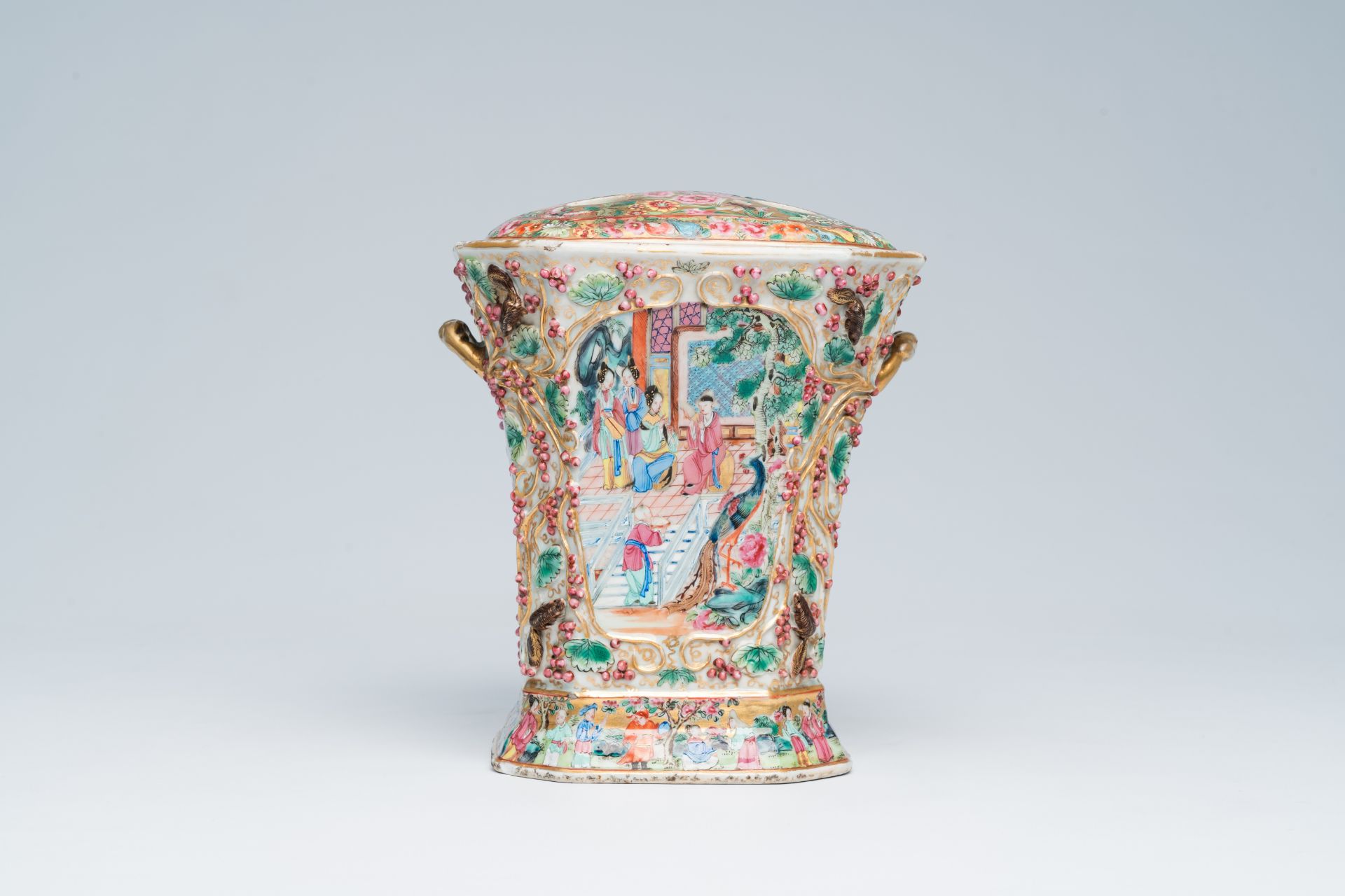 An octagonal Chinese Canton famille rose flower holder with palace scenes and flowers and squirrels - Image 6 of 9