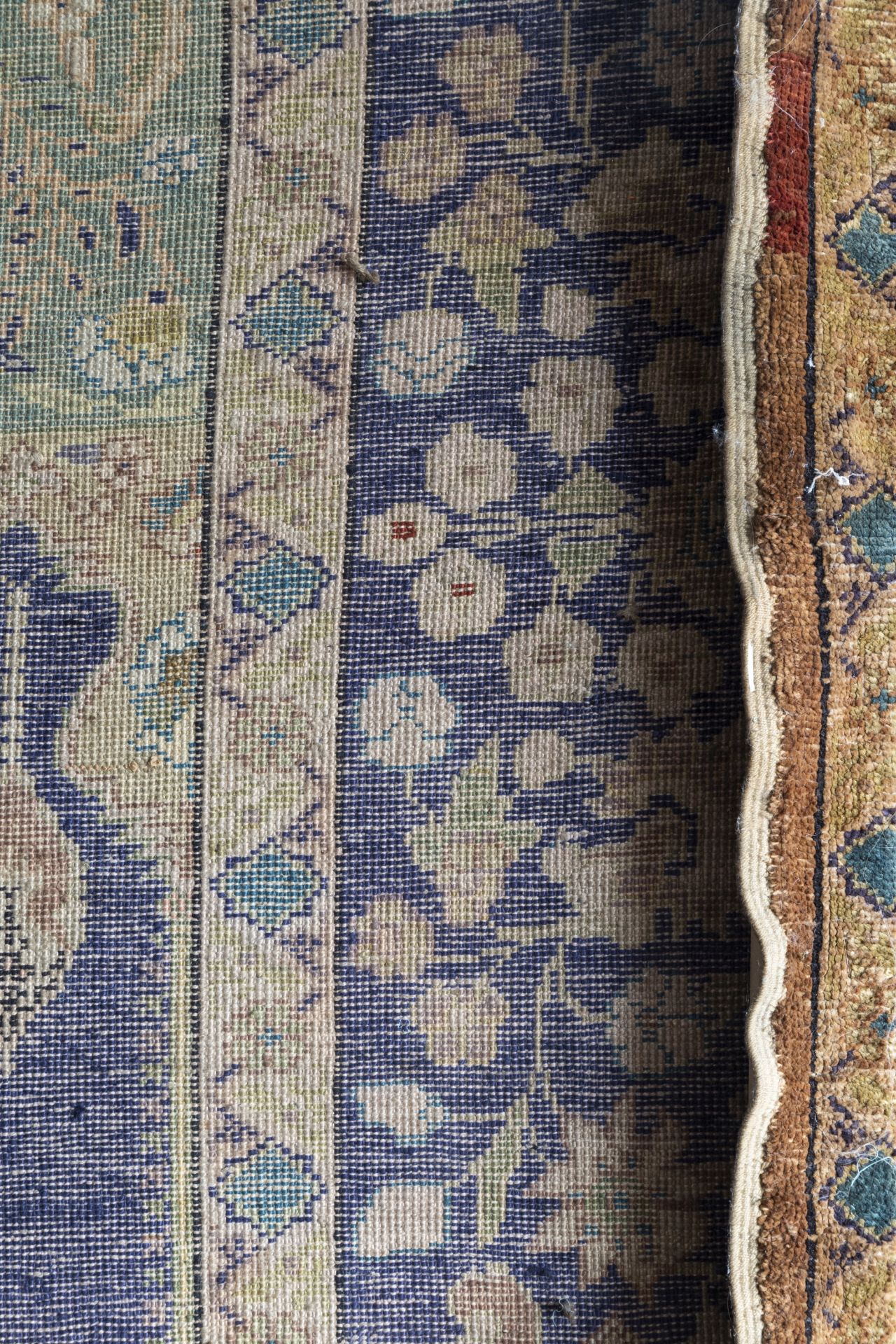 A Turkish Kayseri pictorial rug, silk on cotton, Anatolia, 19th/20th C. - Image 14 of 16