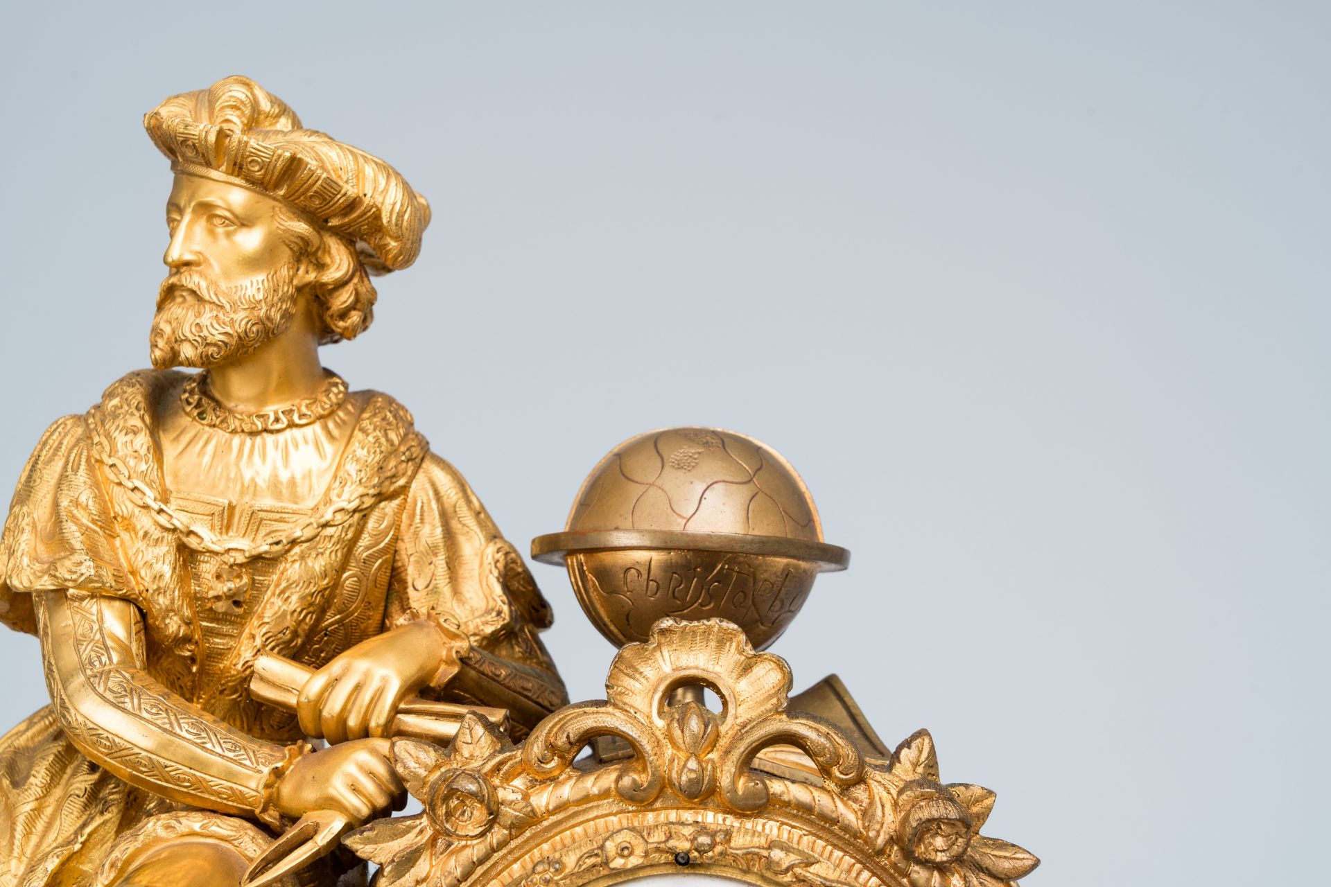 A French gilt bronze mounted mantel clock crowned with Christopher Columbus, 19th C. - Image 11 of 11