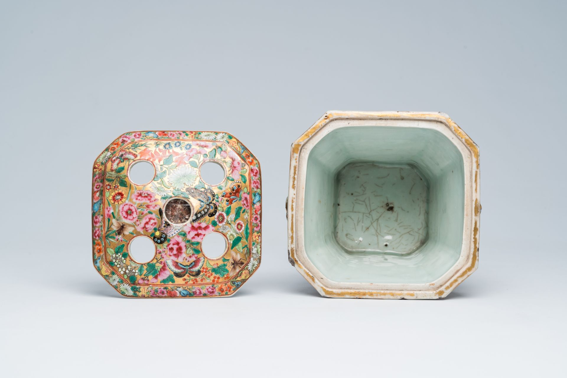 An octagonal Chinese Canton famille rose flower holder with palace scenes and flowers and squirrels - Image 8 of 9