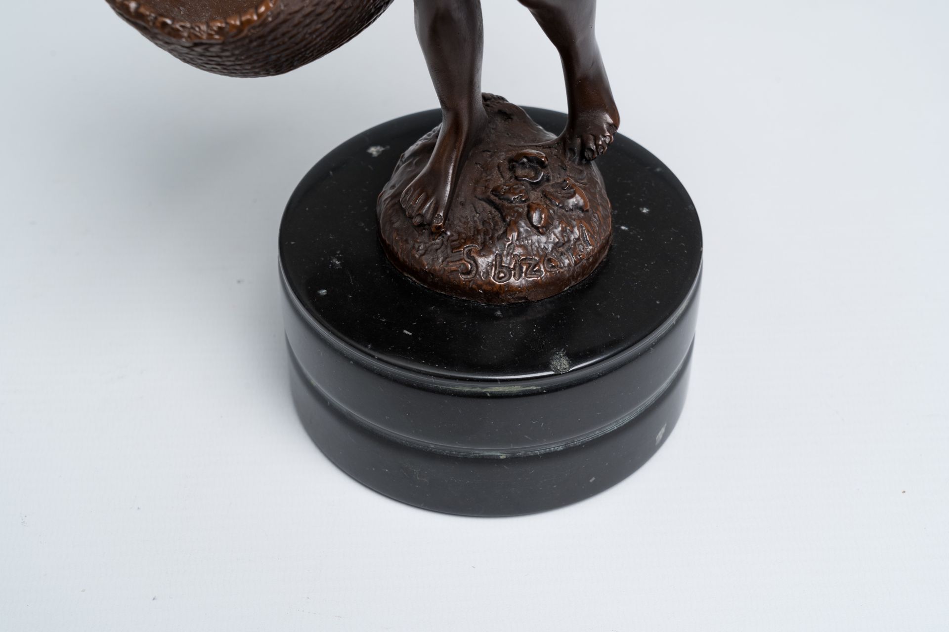 A varied collection of six French bronze sculptures on a marble base, 20th C. - Image 9 of 13