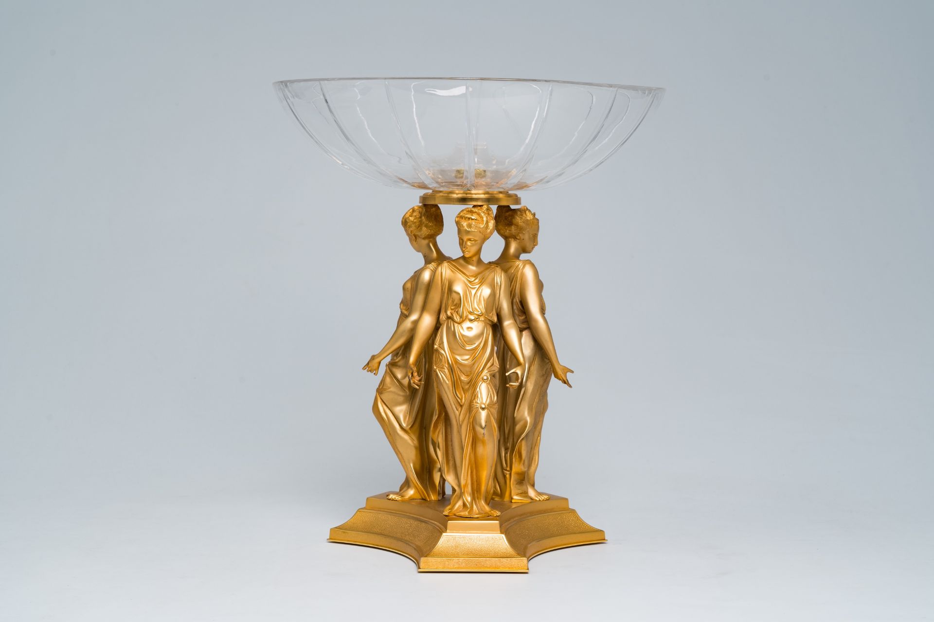 A lavish table centrepiece consisting of a decorative crystal bowl worn by the three graces in gilt - Image 3 of 7