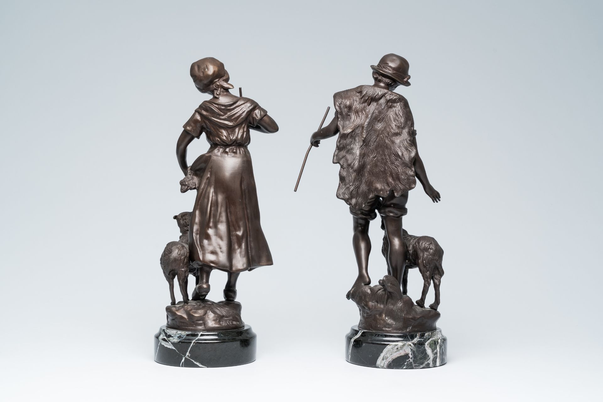 Louis Auguste Moreau (1855-1919) and FranÃ§ois Moreau (1858-1931): A shepherd couple, patinated bron - Image 3 of 8