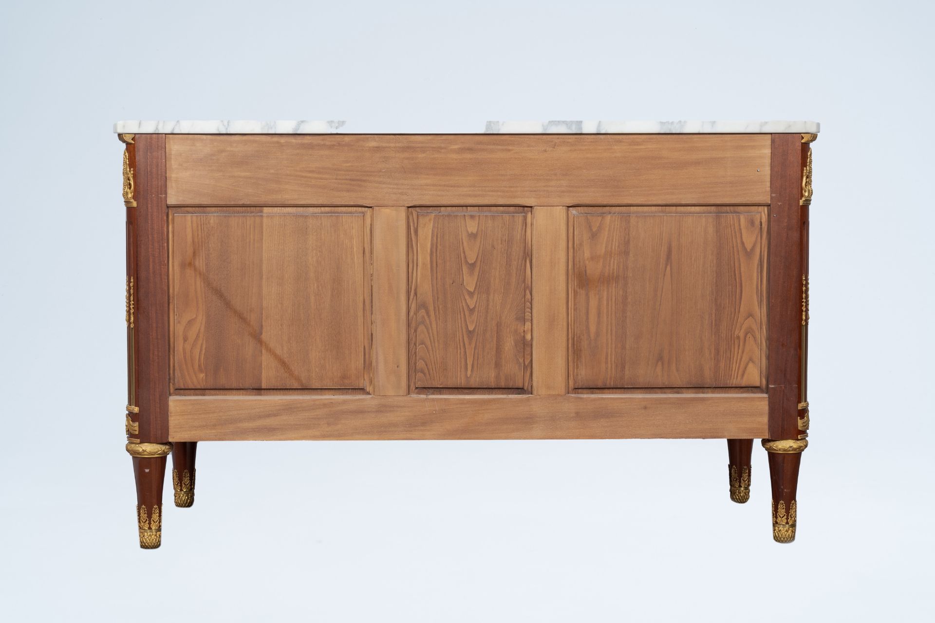 An impressive Neoclassical gilt bronze mounted wood chest of drawers with marble top, 20th C. - Image 8 of 10